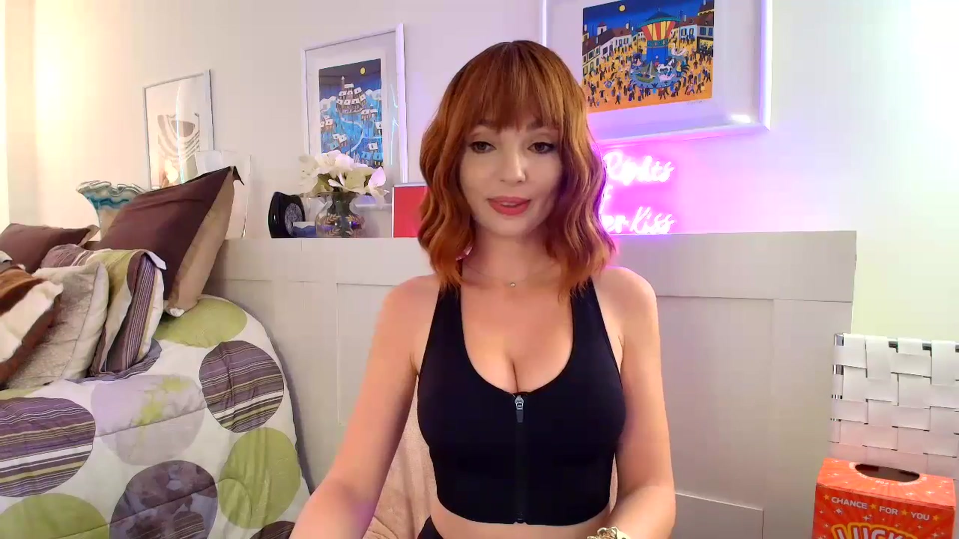 Gallery image thumbnail from SouthGirl's myfreecams stream on, 03/12/2026, 21:34 image 4 of 20