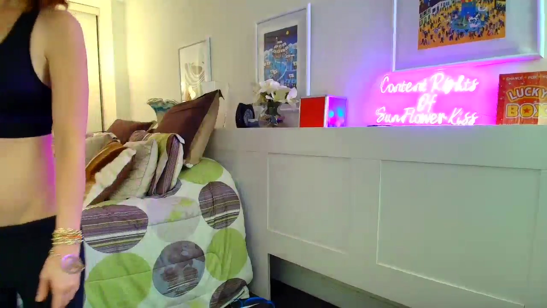 Gallery image thumbnail from SouthGirl's myfreecams stream on, 03/13/2026, 04:45 image 3 of 20