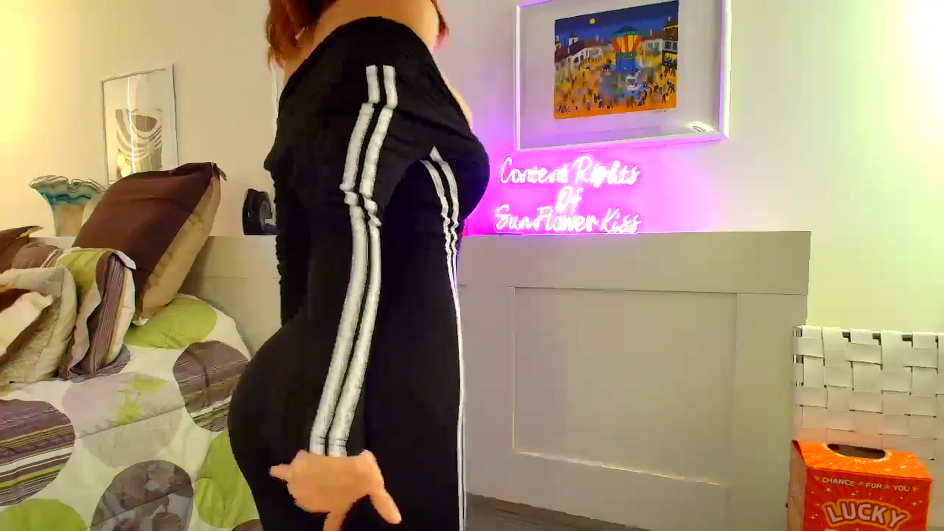 Gallery image thumbnail from SouthGirl's myfreecams stream on, 03/25/2026, 21:15 image 4 of 20