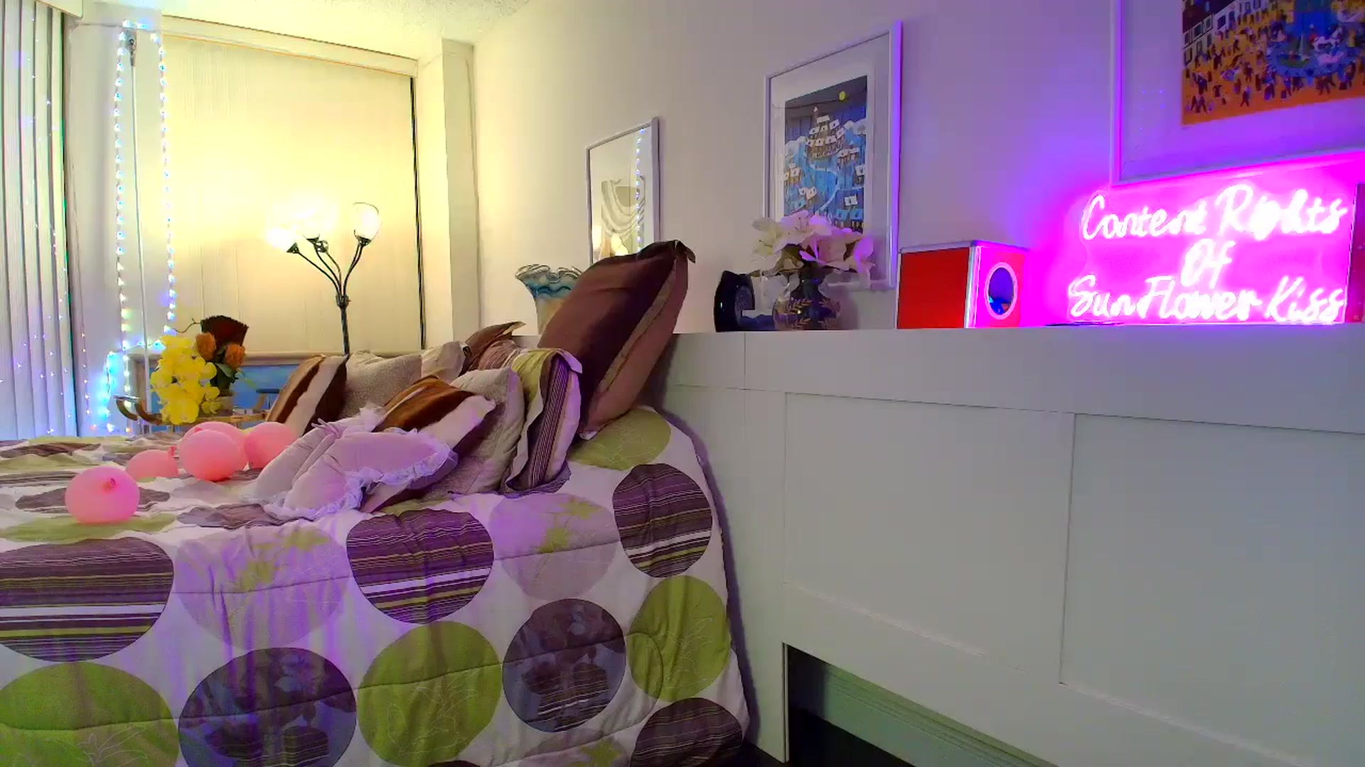 Gallery image thumbnail from SouthGirl's myfreecams stream on, 03/28/2026, 04:27 image 3 of 20