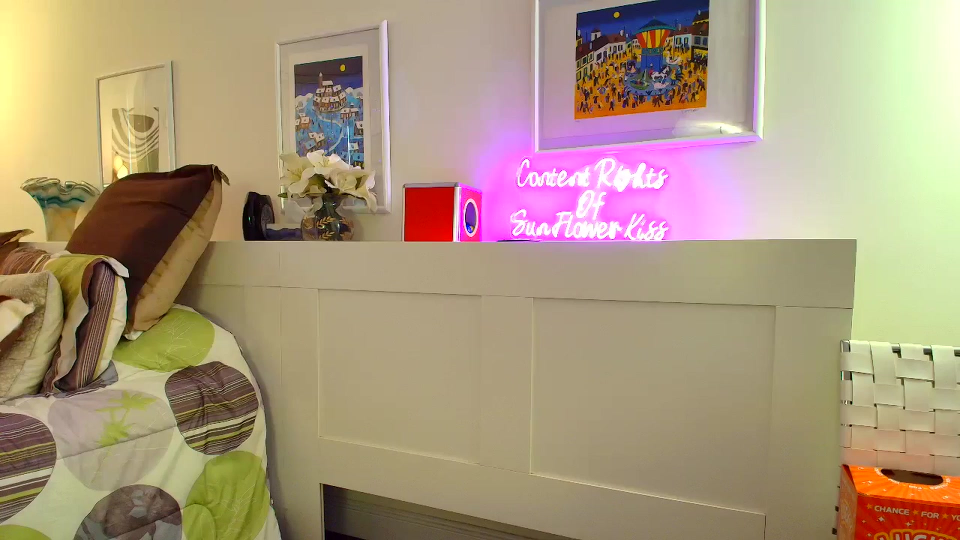 Gallery image thumbnail from SouthGirl's myfreecams stream on, 03/30/2026, 22:19 image 20 of 20