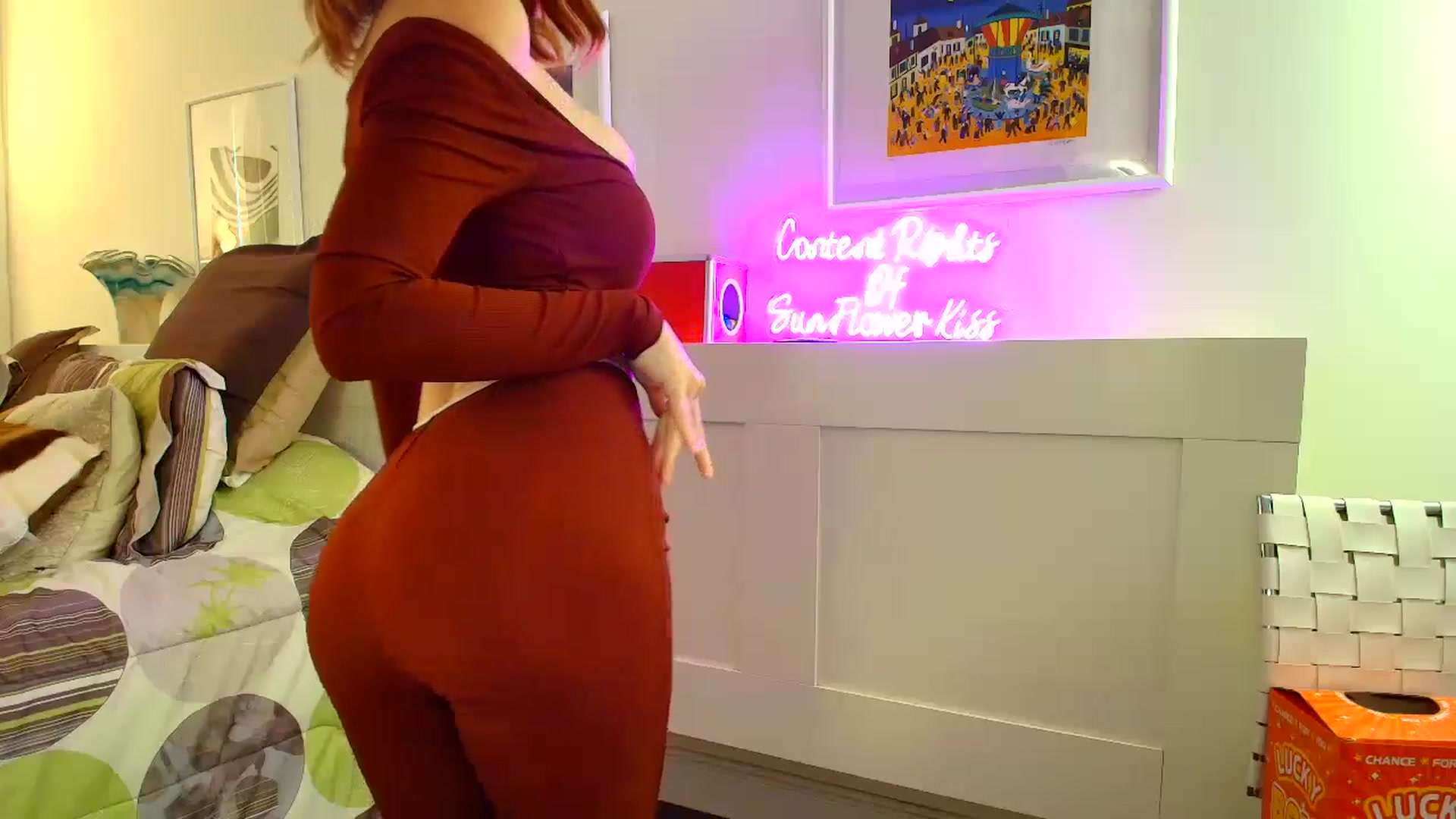 Gallery image thumbnail from SouthGirl's myfreecams stream on, 04/11/2026, 22:59 image 4 of 20