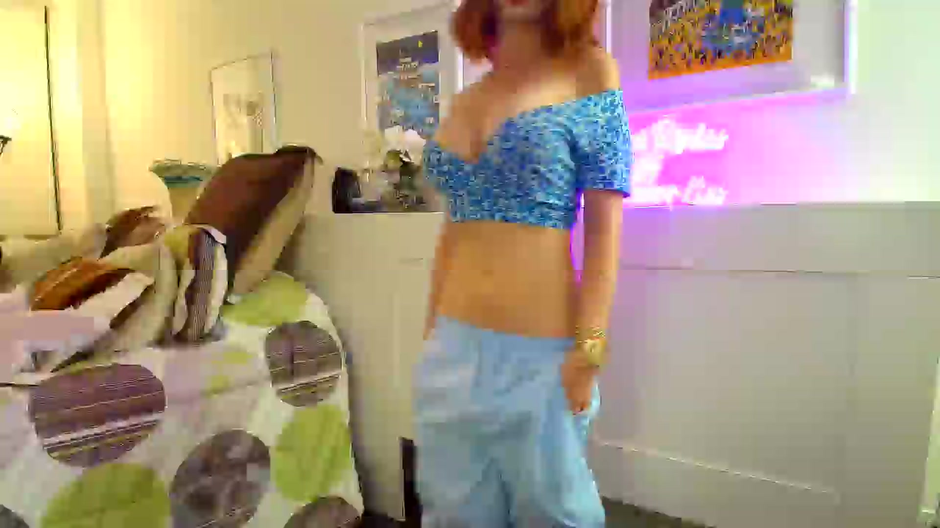 Gallery image thumbnail from SouthGirl's myfreecams stream on, 04/12/2026, 06:09 image 11 of 20