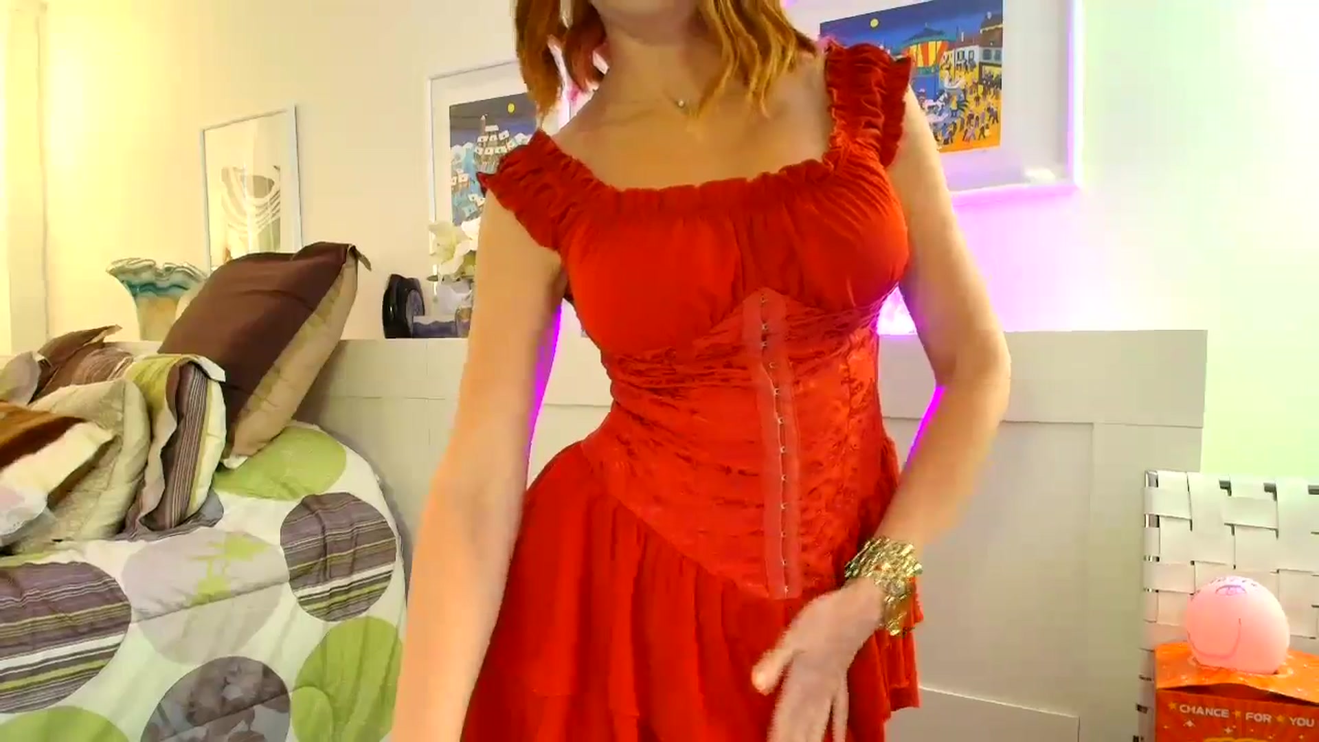 Gallery image thumbnail from SouthGirl's myfreecams stream on, 04/20/2026, 21:34 image 14 of 20