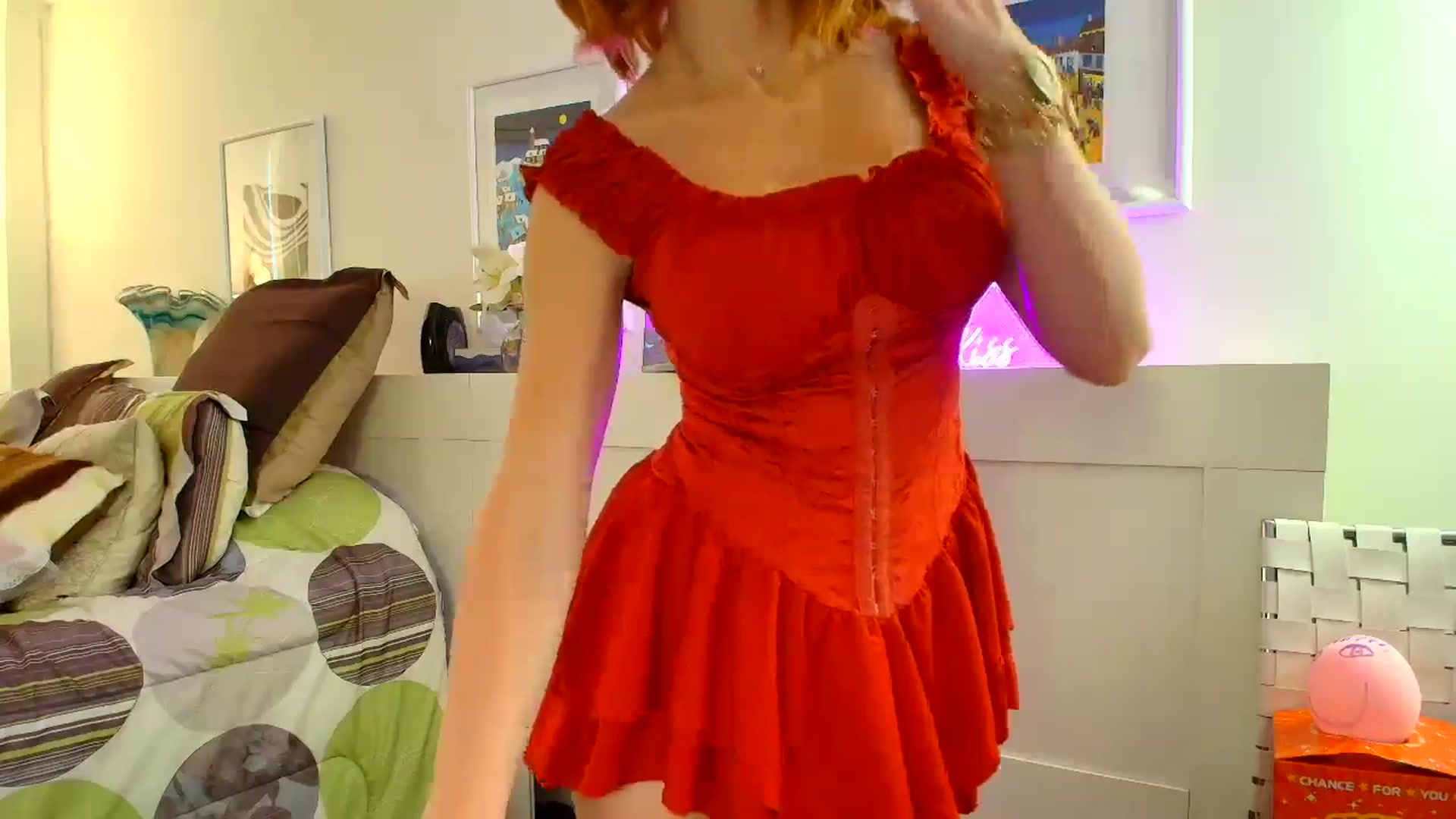 Gallery image thumbnail from SouthGirl's myfreecams stream on, 04/20/2026, 21:34 image 5 of 20