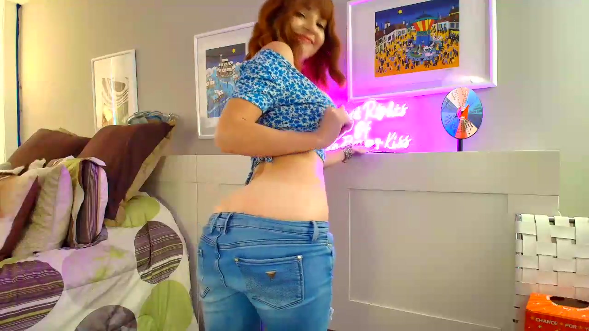 Gallery image thumbnail from SouthGirl's myfreecams stream on, 05/02/2026, 18:11 image 17 of 20