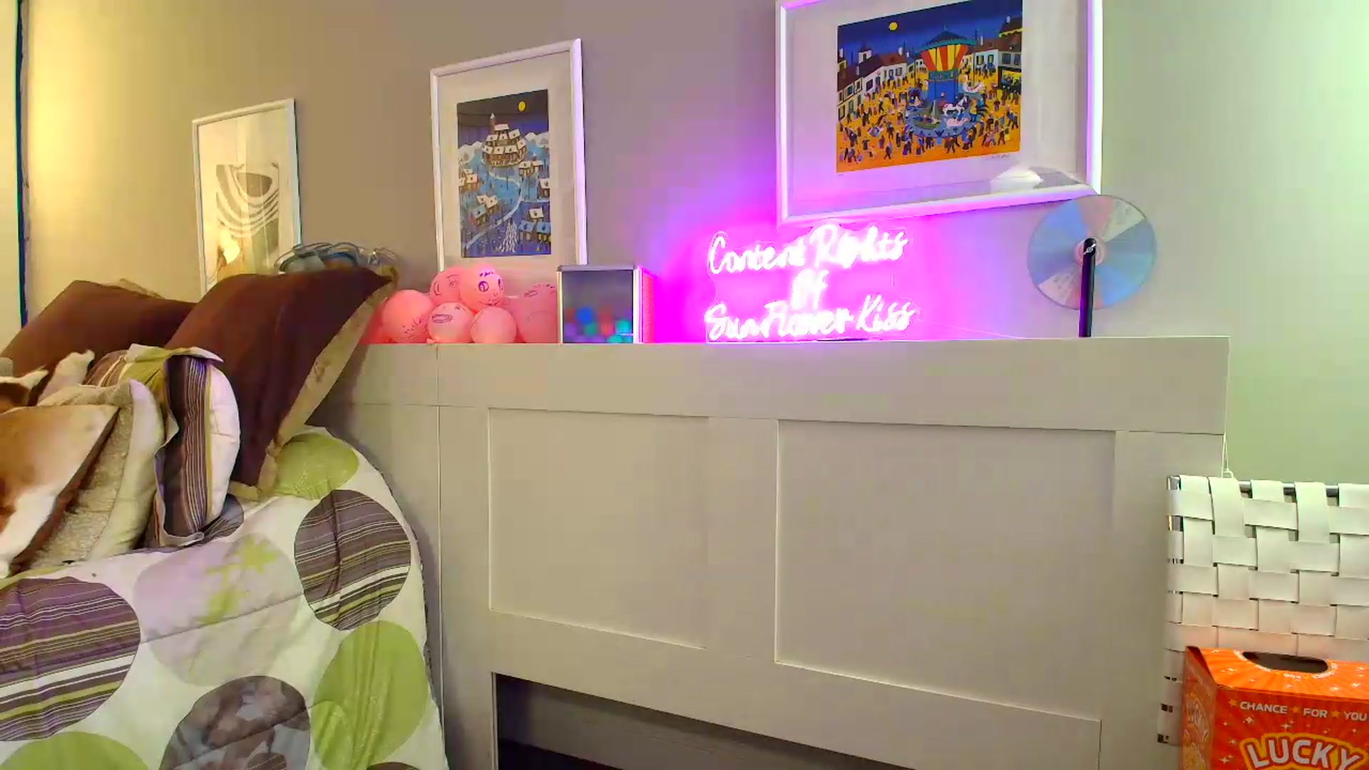 Gallery image thumbnail from SouthGirl's myfreecams stream on, 05/08/2026, 05:14 image 3 of 20