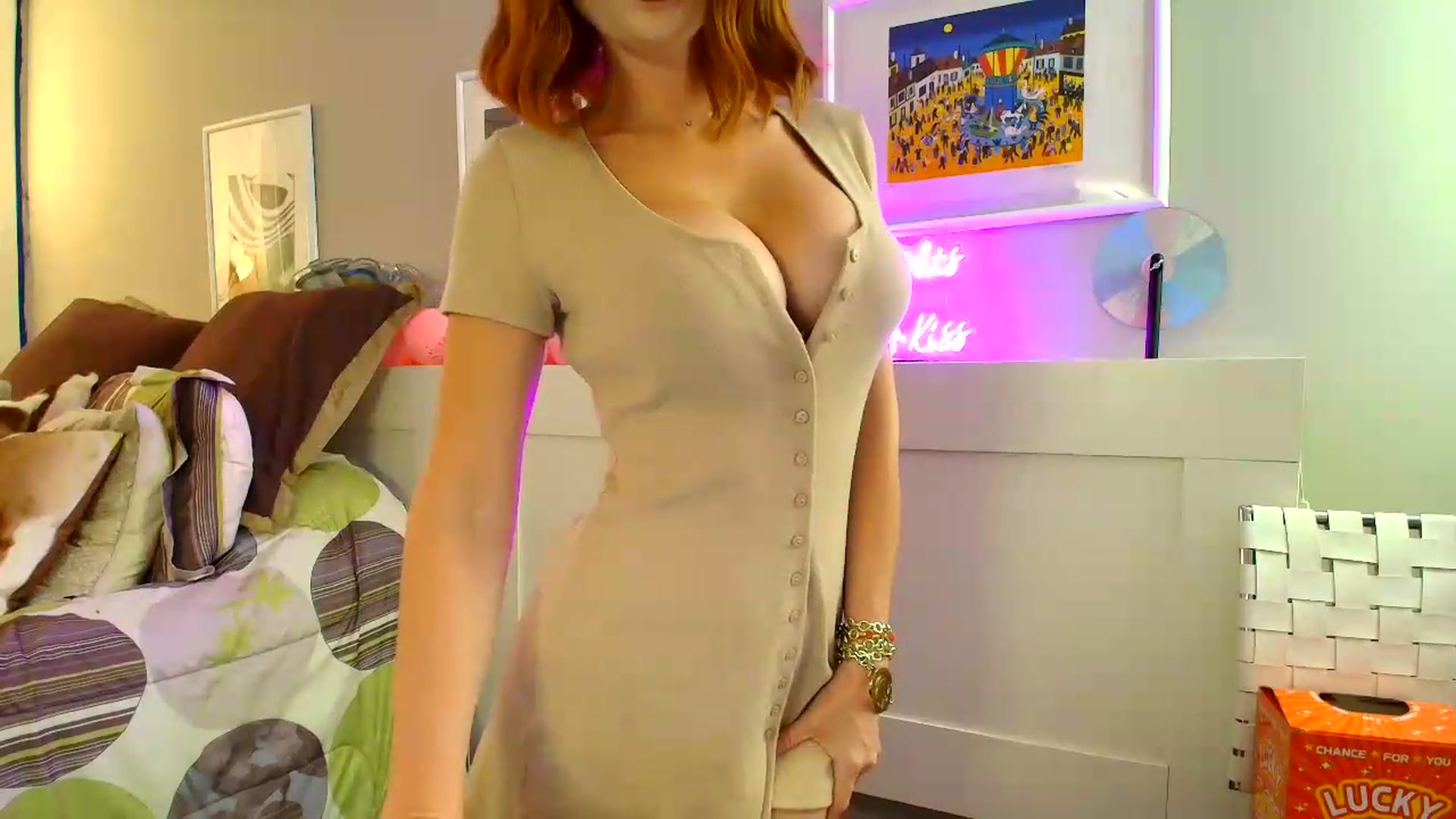 Gallery image thumbnail from SouthGirl's myfreecams stream on, 05/08/2026, 05:14 image 6 of 20