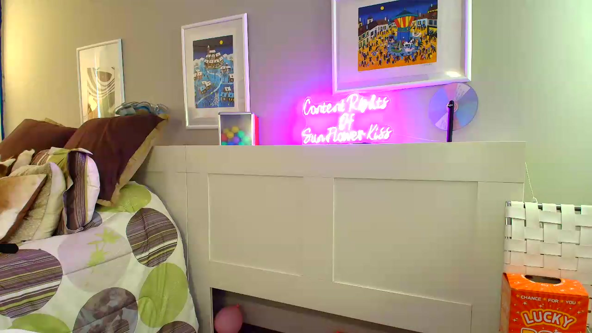 Gallery image thumbnail from SouthGirl's myfreecams stream on, 05/12/2026, 20:55 image 7 of 20