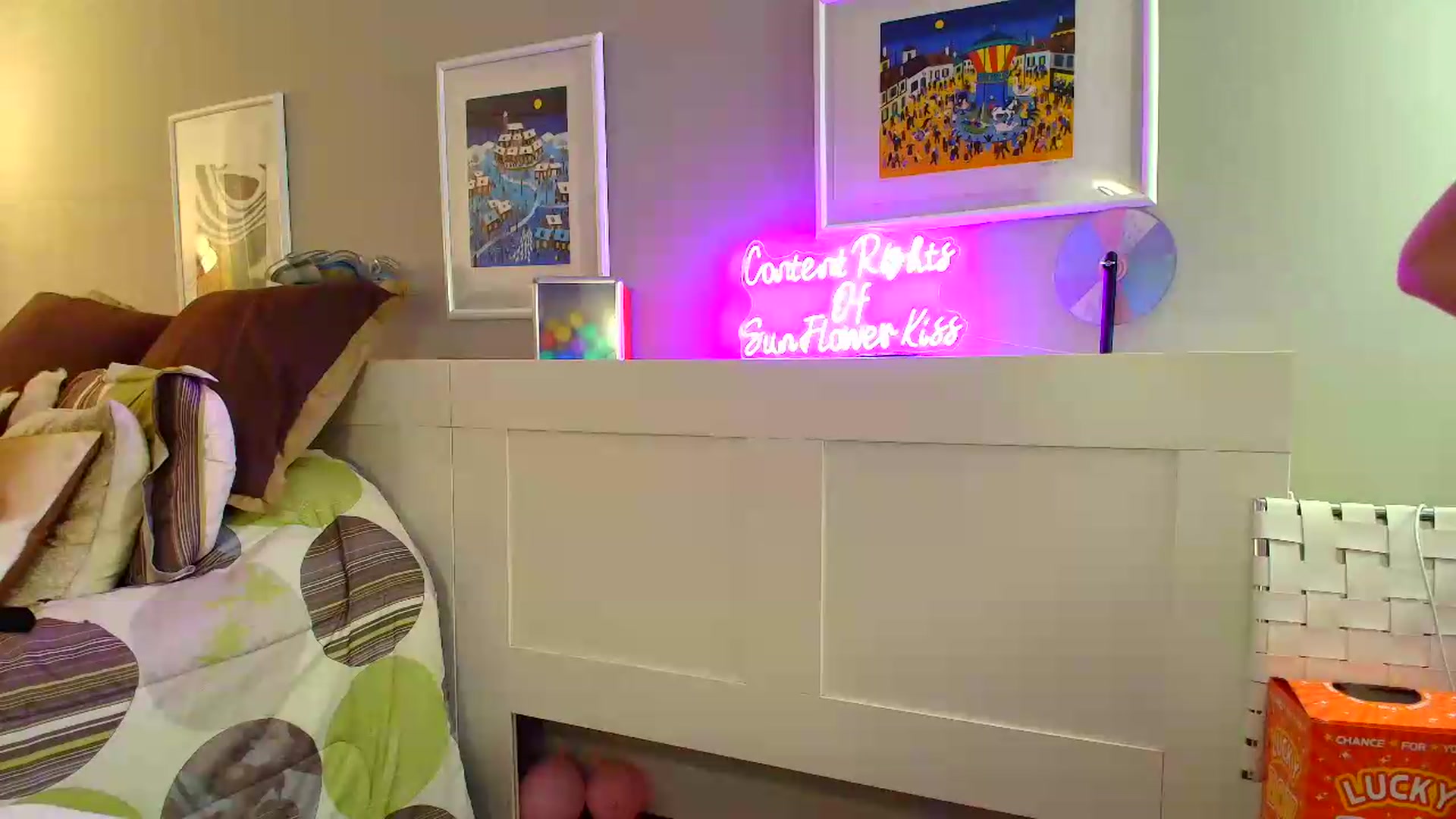 Gallery image thumbnail from SouthGirl's myfreecams stream on, 05/16/2026, 02:14 image 20 of 20