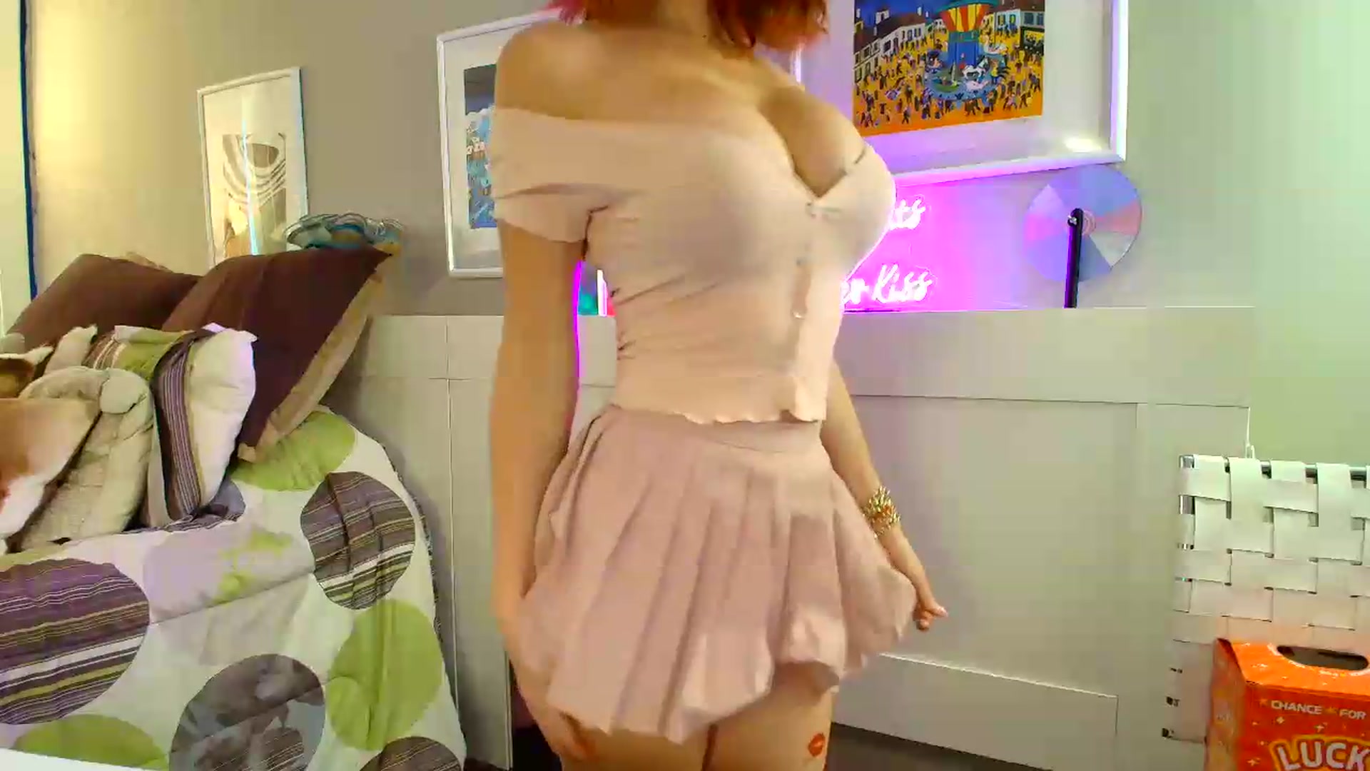 Gallery image thumbnail from SouthGirl's myfreecams stream on, 05/19/2026, 20:47 image 20 of 20