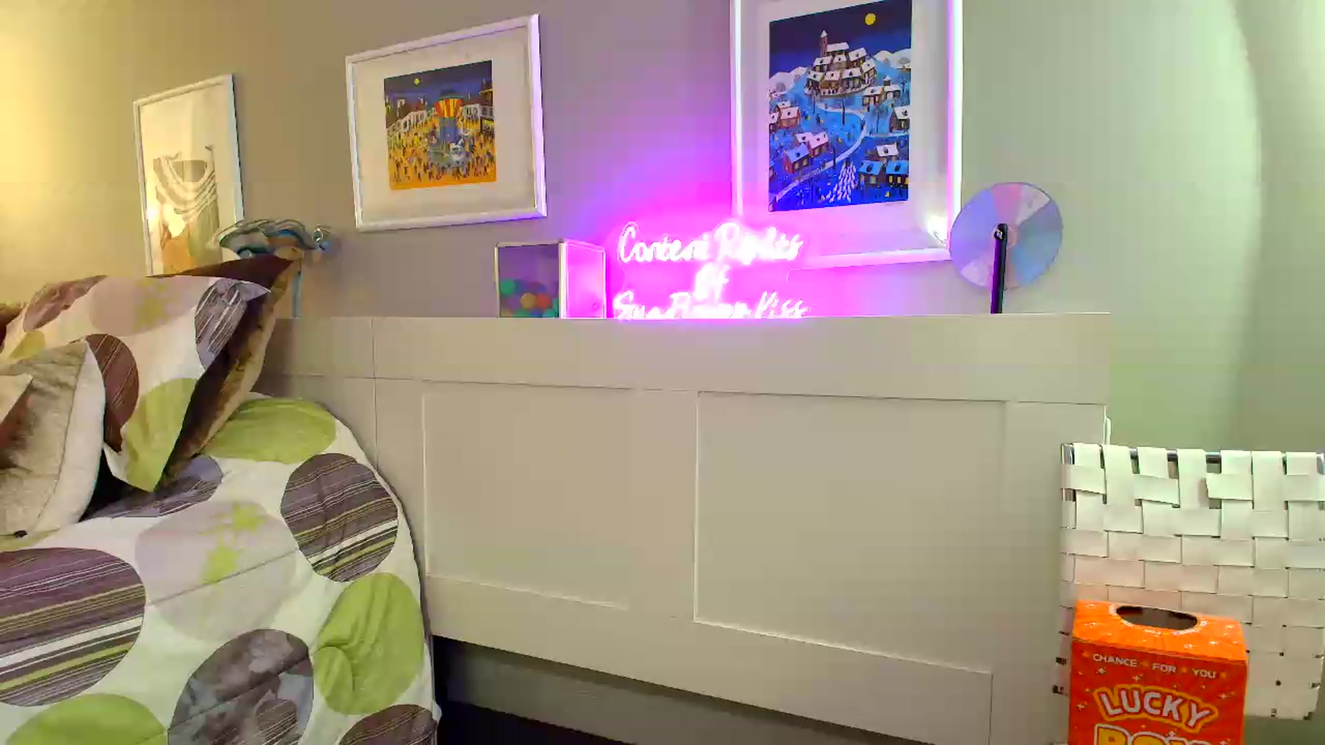 Gallery image thumbnail from SouthGirl's myfreecams stream on, 05/24/2026, 01:11 image 16 of 20