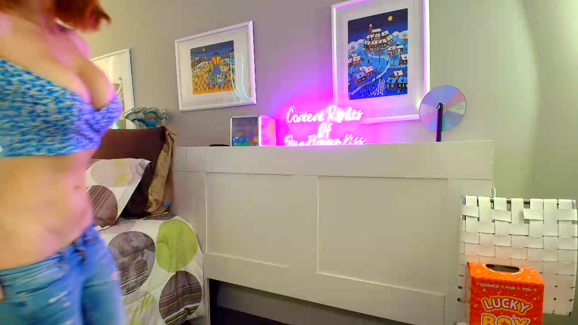 Gallery image thumbnail from SouthGirl's myfreecams stream on, 05/27/2026, 20:36 image 19 of 20