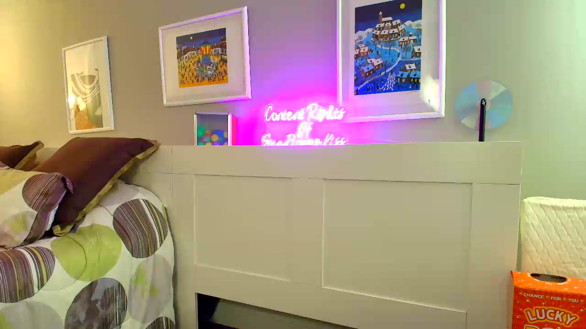 Gallery image thumbnail from SouthGirl's myfreecams stream on, 06/08/2026, 01:50 image 19 of 20