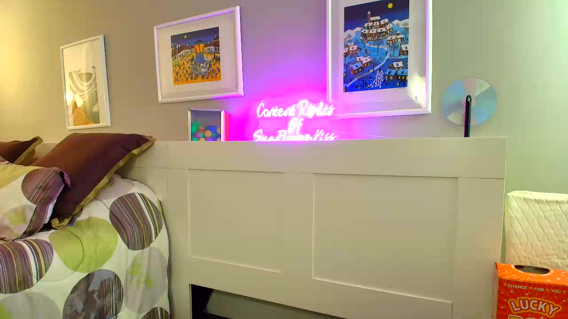 Gallery image thumbnail from SouthGirl's myfreecams stream on, 06/08/2026, 01:50 image 18 of 20
