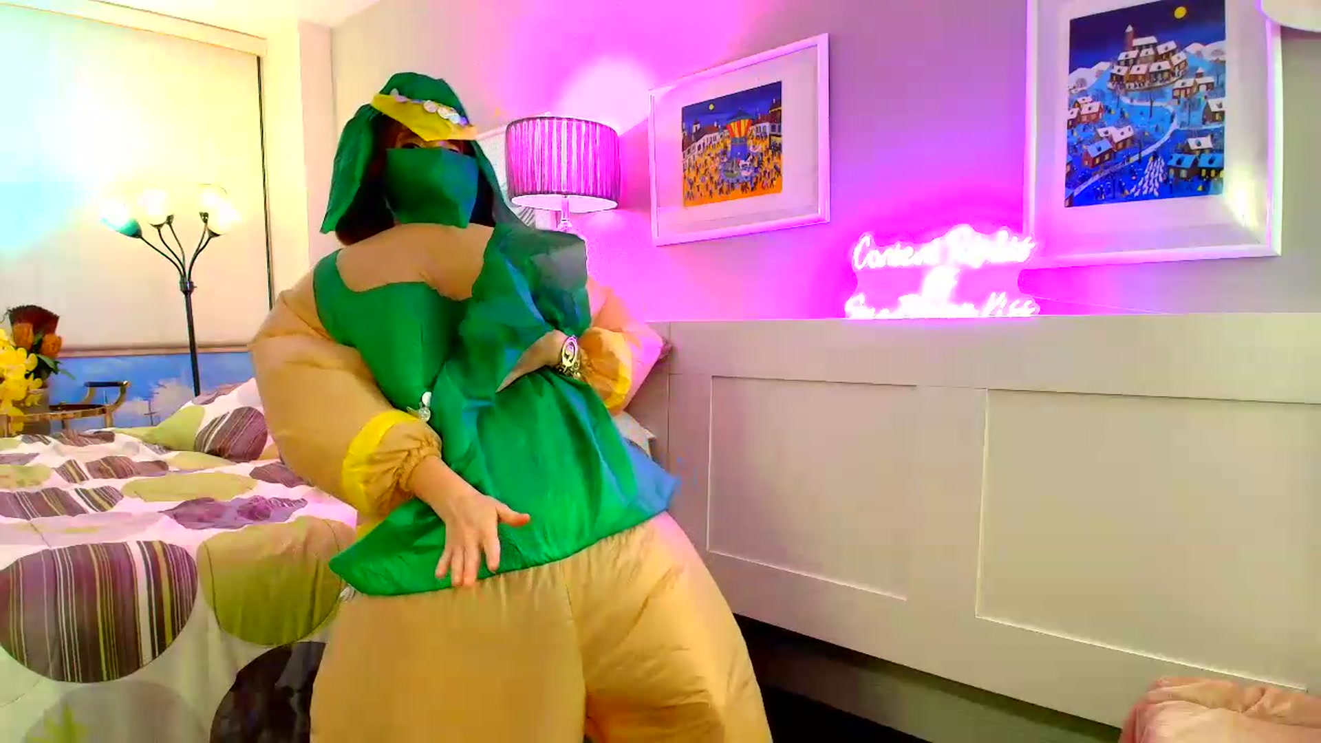 Gallery image thumbnail from SouthGirl's myfreecams stream on, 08/09/2026, 05:01 image 11 of 20