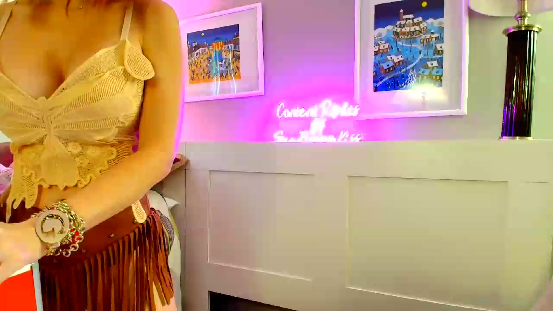 Gallery image thumbnail from SouthGirl's myfreecams stream on, 08/15/2026, 20:52 image 15 of 20