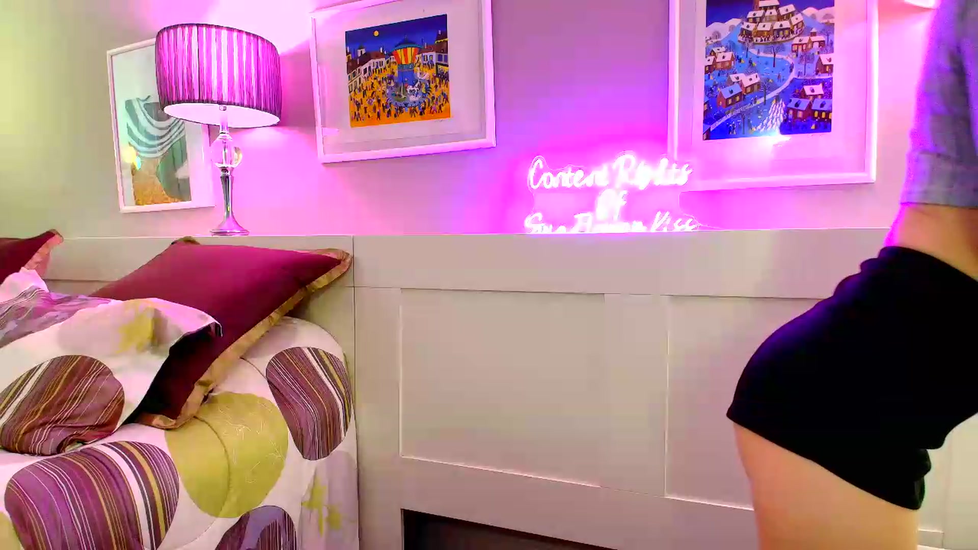 Gallery image thumbnail from SouthGirl's myfreecams stream on, 09/08/2026, 24:16 image 4 of 20