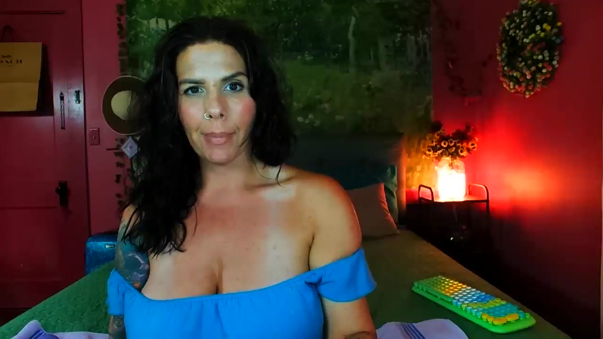 Gallery image thumbnail from SouthernMILF's myfreecams stream on, 06/18/2024, 21:59 image 5 of 20