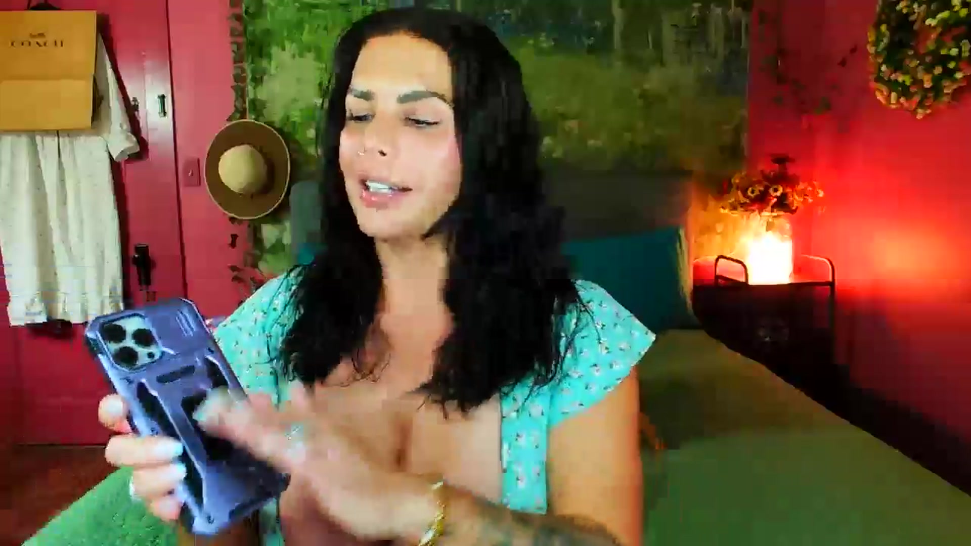 Gallery image thumbnail from SouthernMILF's myfreecams stream on, 06/28/2024, 18:30 image 17 of 20