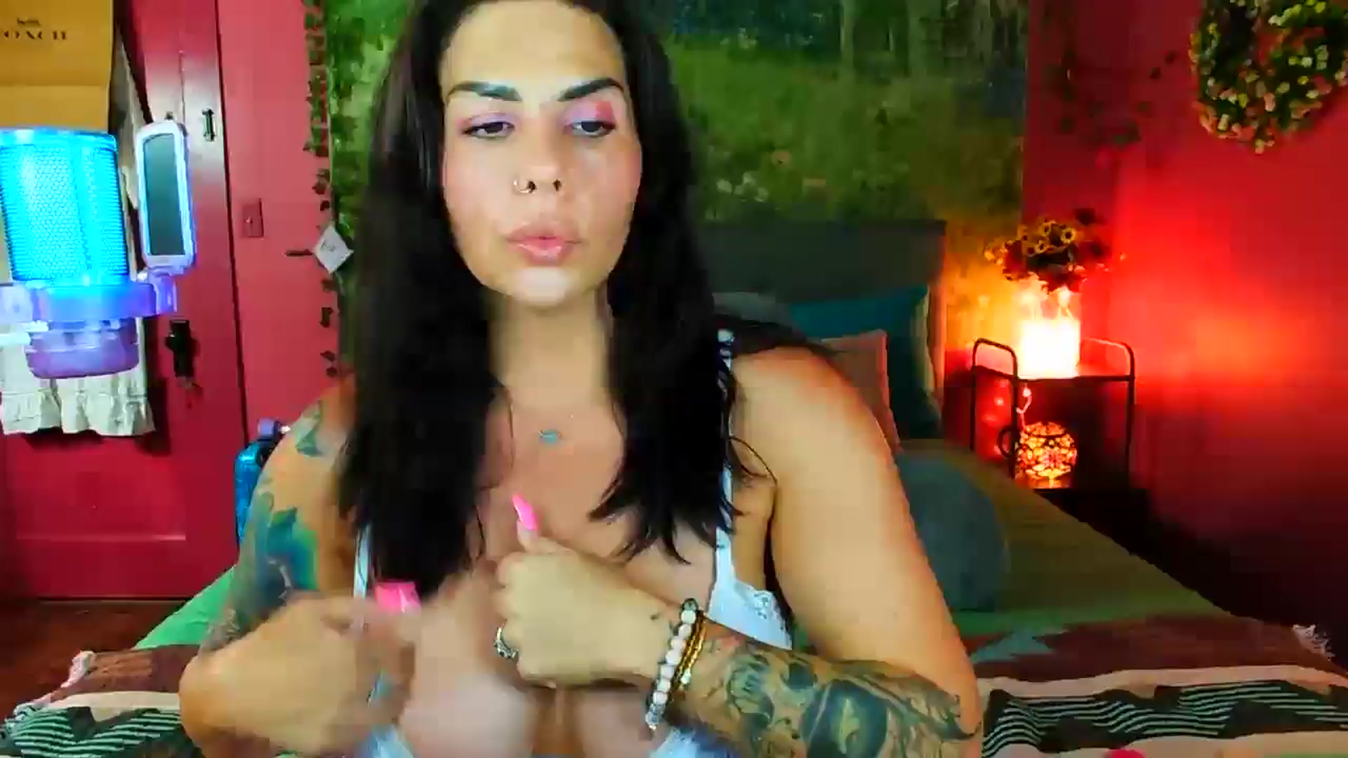 Gallery image thumbnail from SouthernMILF's myfreecams stream on, 07/11/2024, 14:53 image 1 of 20