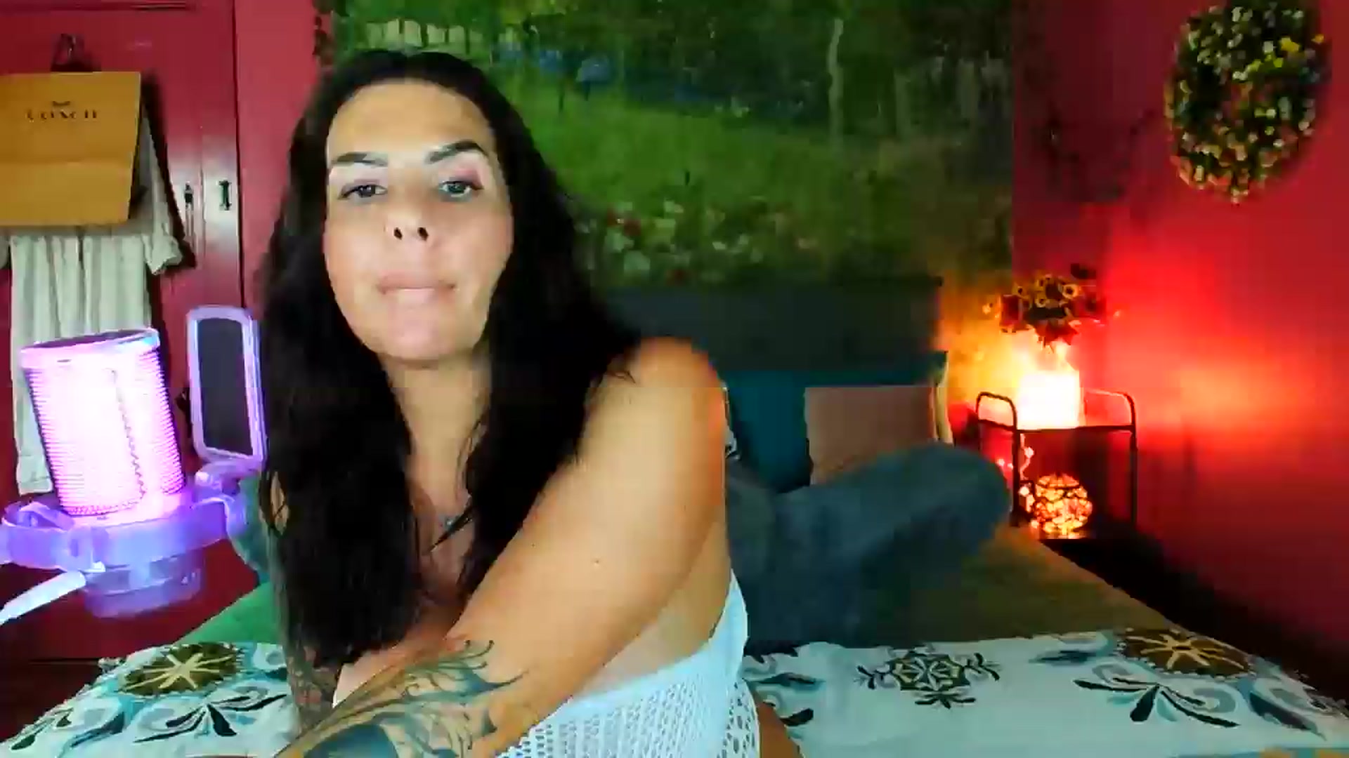Gallery image thumbnail from SouthernMILF's myfreecams stream on, 07/15/2024, 04:44 image 16 of 20