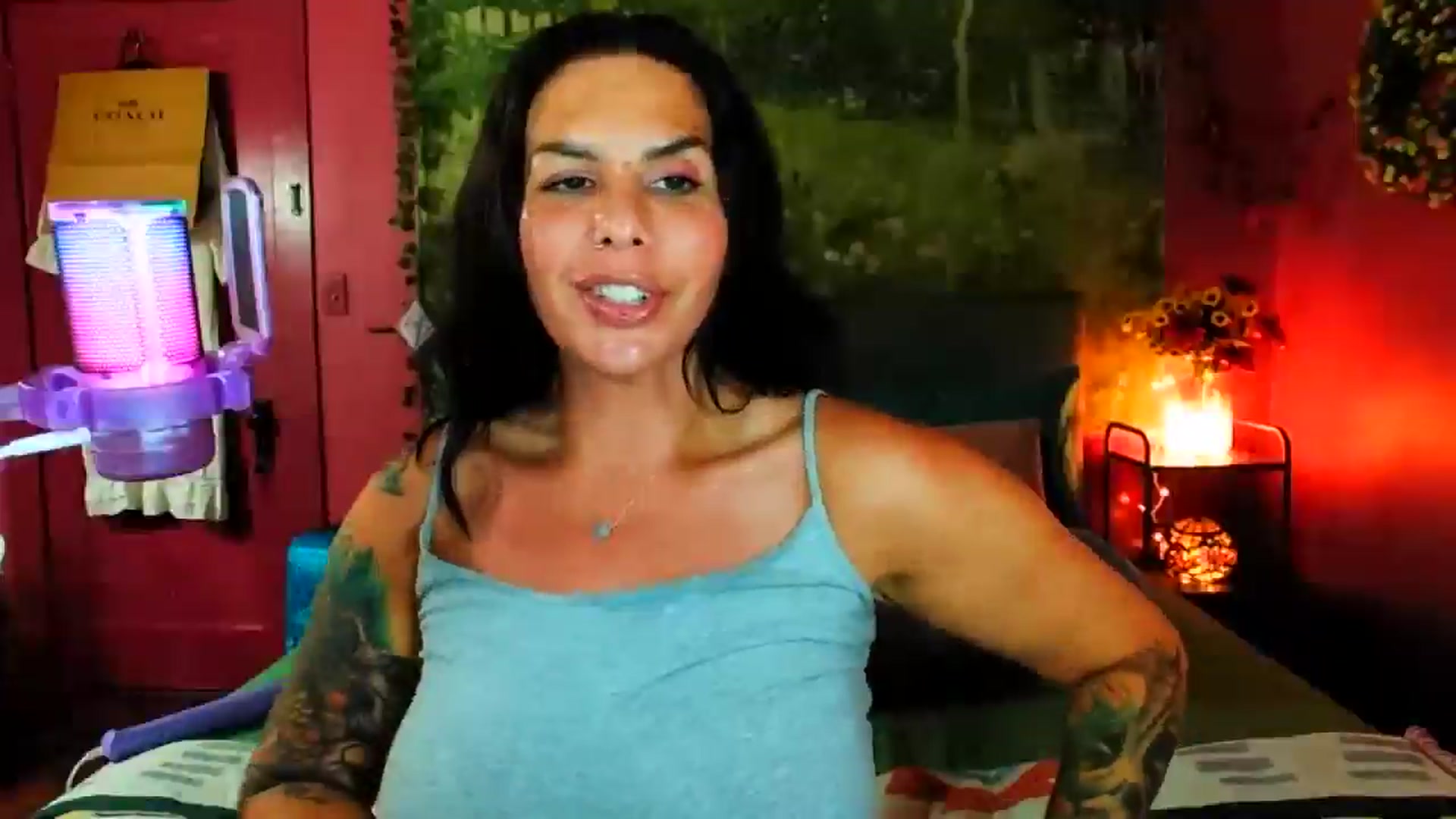 Gallery image thumbnail from SouthernMILF's myfreecams stream on, 07/15/2024, 21:10 image 3 of 20