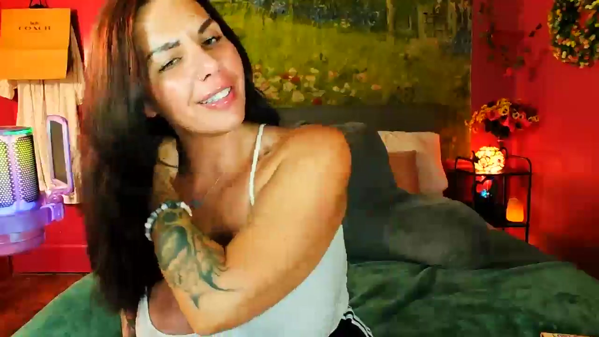 Gallery image thumbnail from SouthernMILF's myfreecams stream on, 07/27/2024, 06:04 image 15 of 20