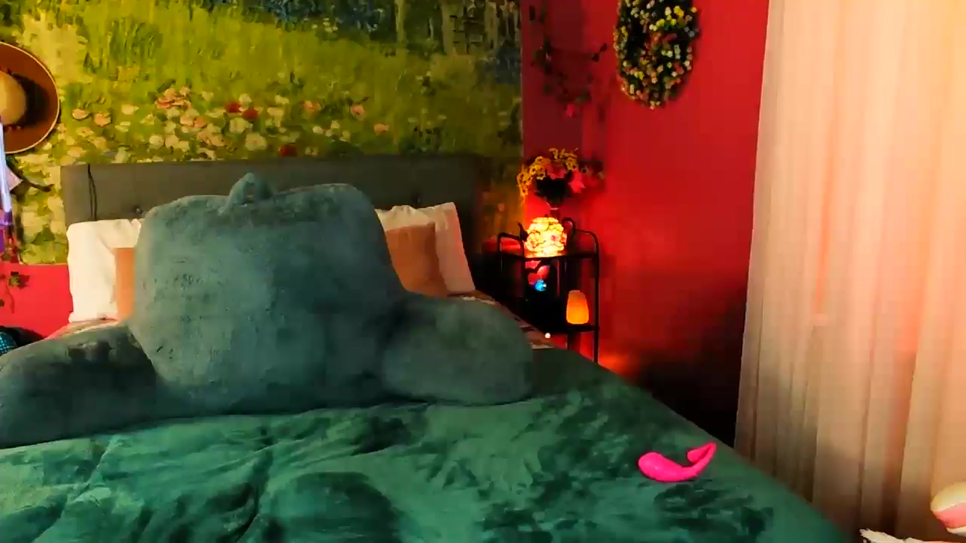 Gallery image thumbnail from SouthernMILF's myfreecams stream on, 07/28/2024, 21:55 image 10 of 20