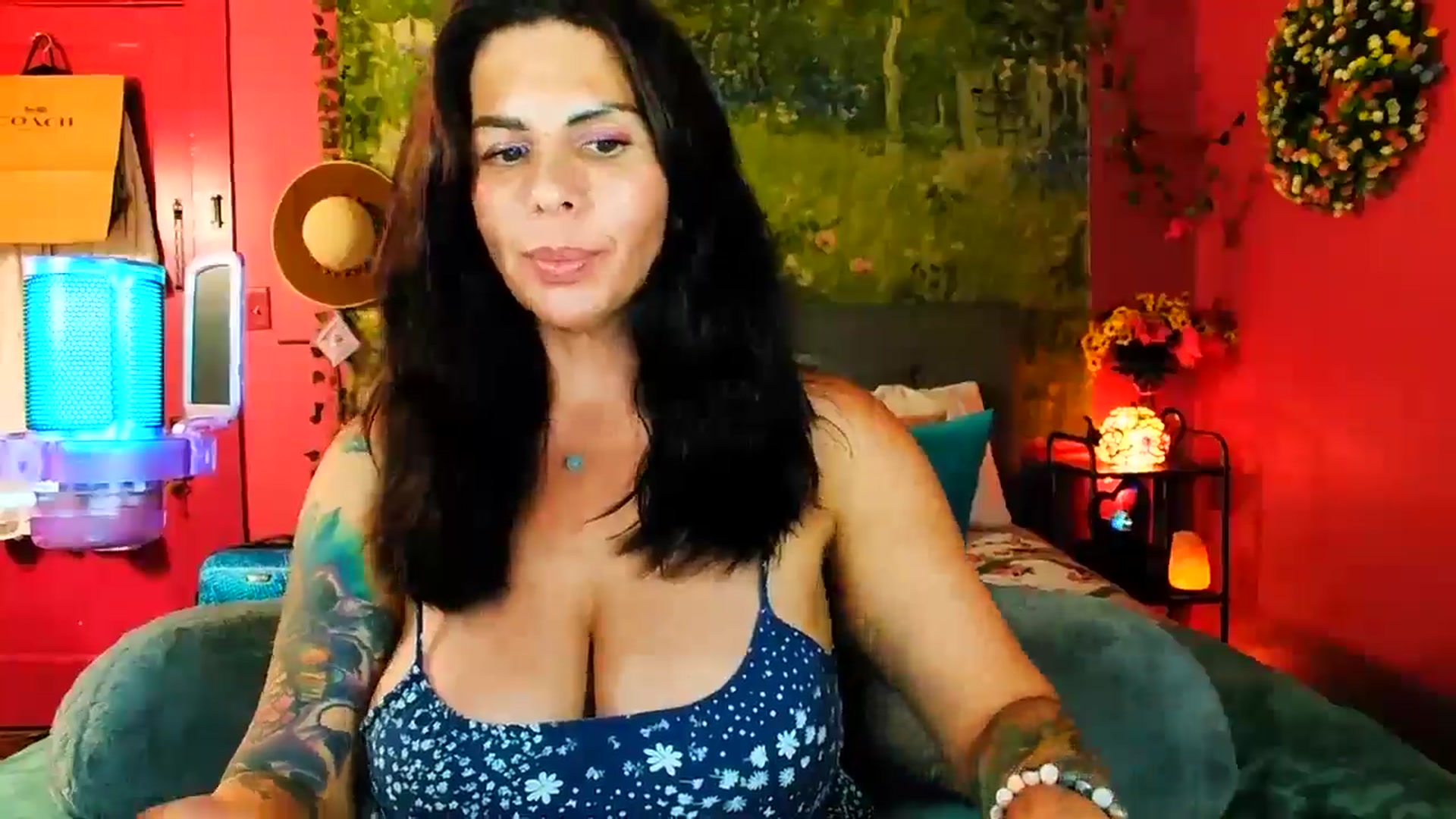 Gallery image thumbnail from SouthernMILF's myfreecams stream on, 07/29/2024, 02:02 image 20 of 20
