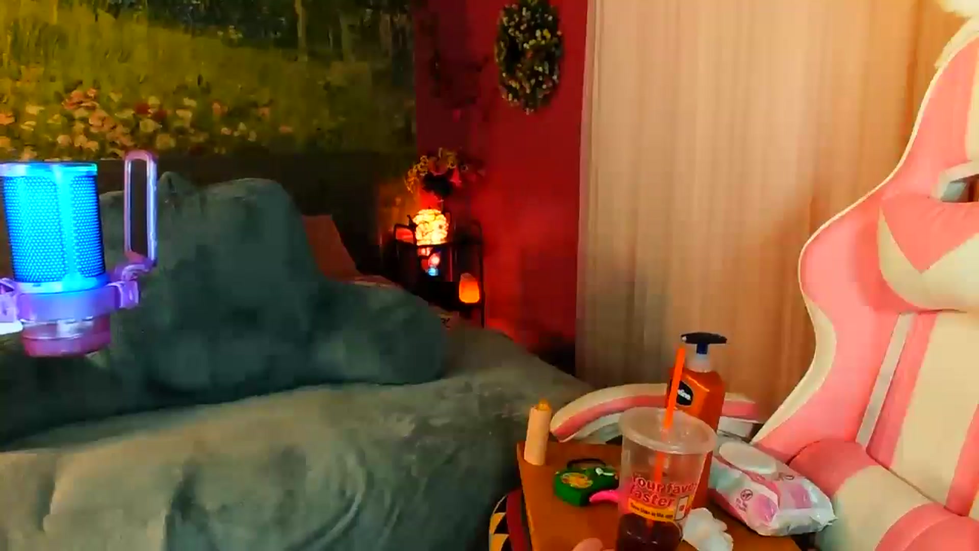 Gallery image thumbnail from SouthernMILF's myfreecams stream on, 07/31/2024, 06:45 image 12 of 20