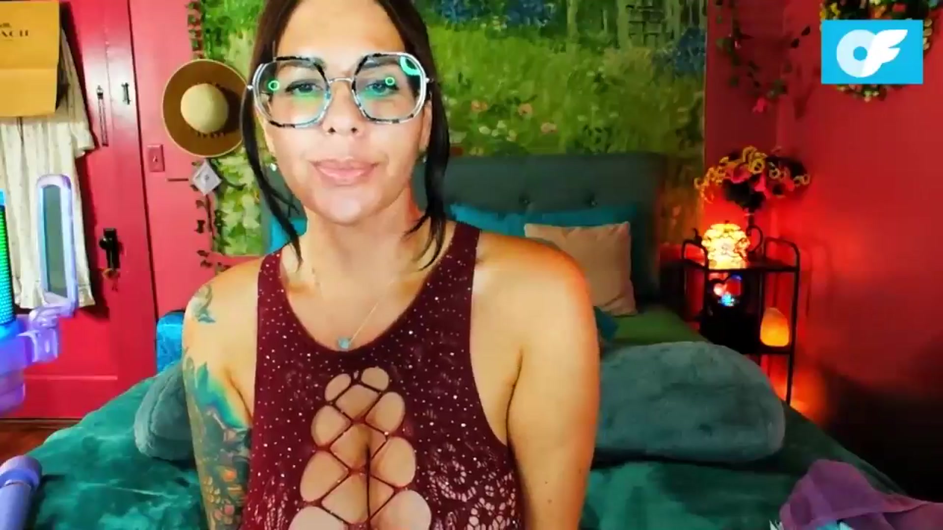 Gallery image thumbnail from SouthernMILF's myfreecams stream on, 08/12/2024, 23:16 image 11 of 20