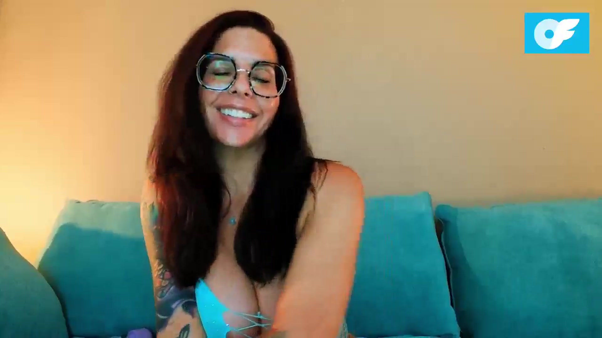 Gallery image thumbnail from SouthernMILF's myfreecams stream on, 09/17/2024, 05:54 image 4 of 20
