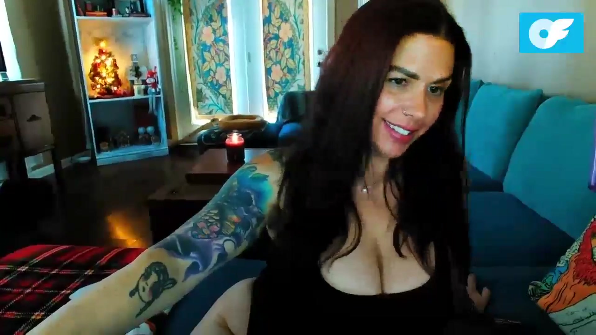 Gallery image thumbnail from SouthernMILF's myfreecams stream on, 12/07/2024, 17:57 image 16 of 20