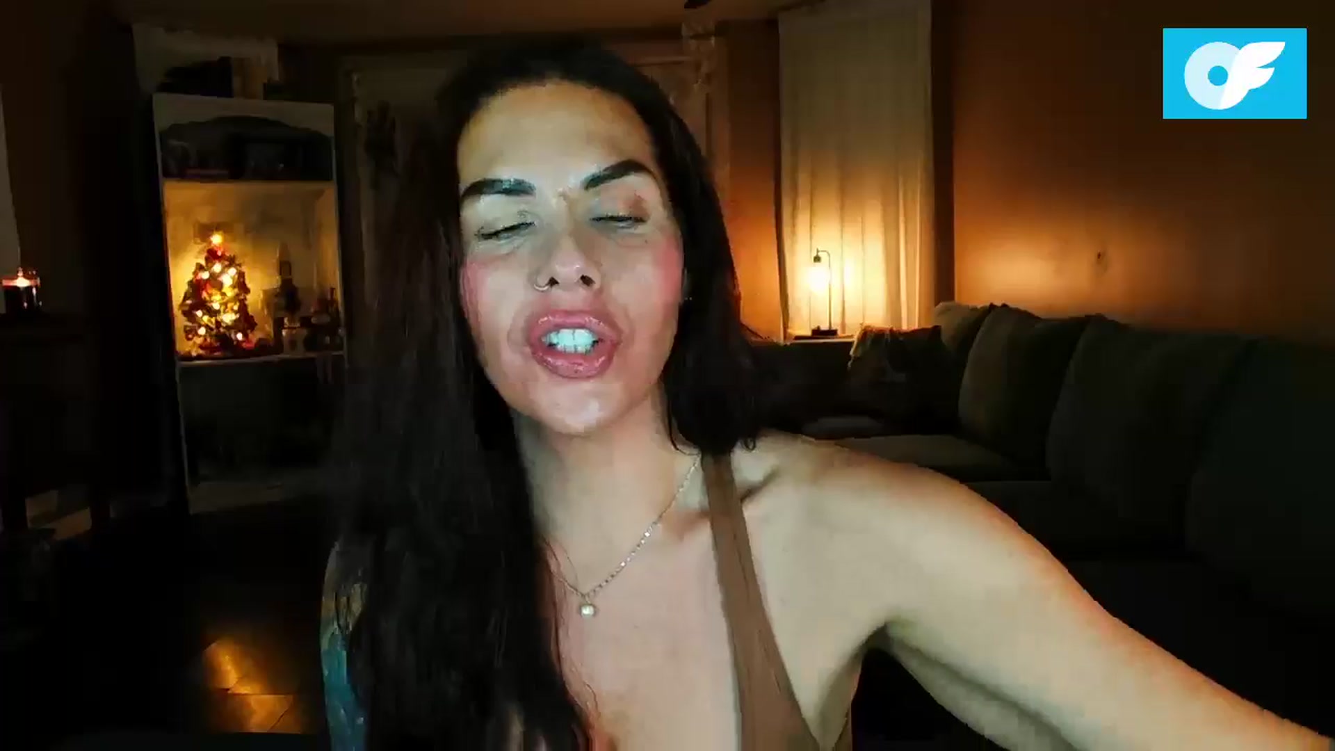 Gallery image thumbnail from SouthernMILF's myfreecams stream on, 12/08/2024, 22:35 image 19 of 20