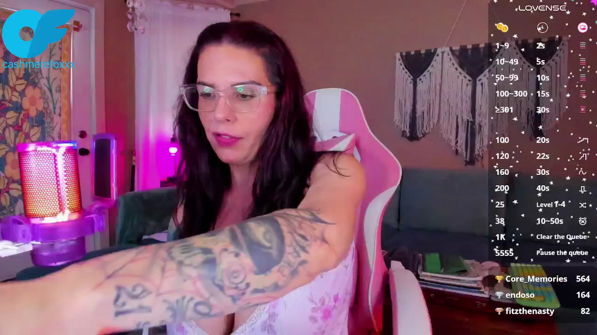 Gallery image thumbnail from SouthernMILF's myfreecams stream on, 02/03/2025, 23:11 image 12 of 20