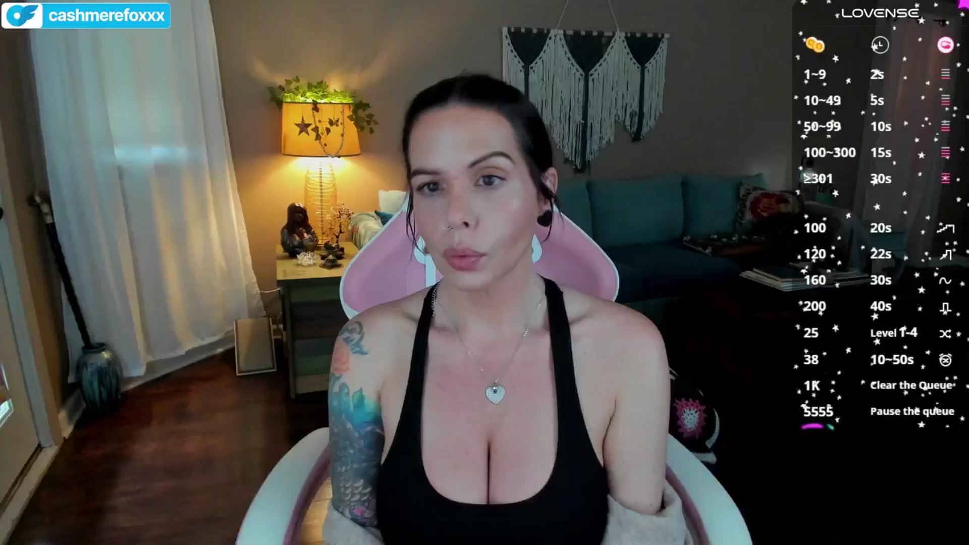 Gallery image thumbnail from SouthernMILF's myfreecams stream on, 02/16/2025, 20:27 image 2 of 20
