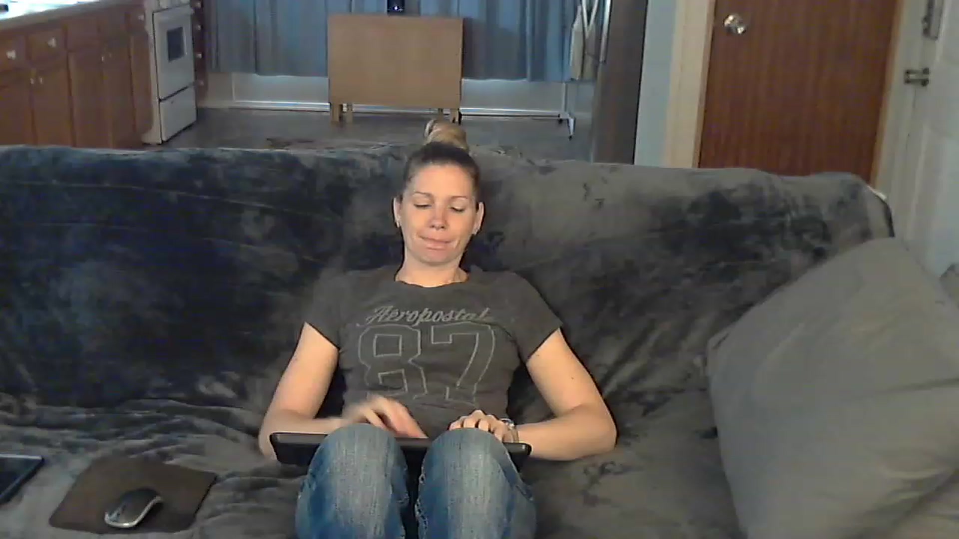 Gallery image thumbnail from SouthernNsexi's myfreecams stream on, 04/27/2023, 14:57 image 14 of 20