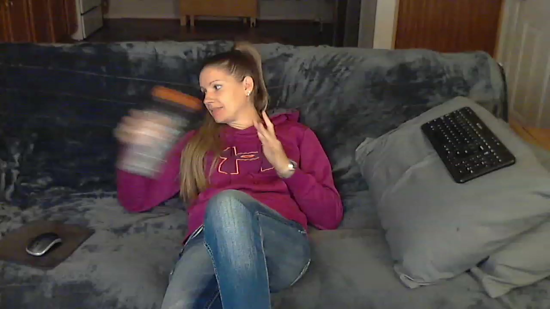 Gallery image thumbnail from SouthernNsexi's myfreecams stream on, 04/28/2023, 02:21 image 3 of 20