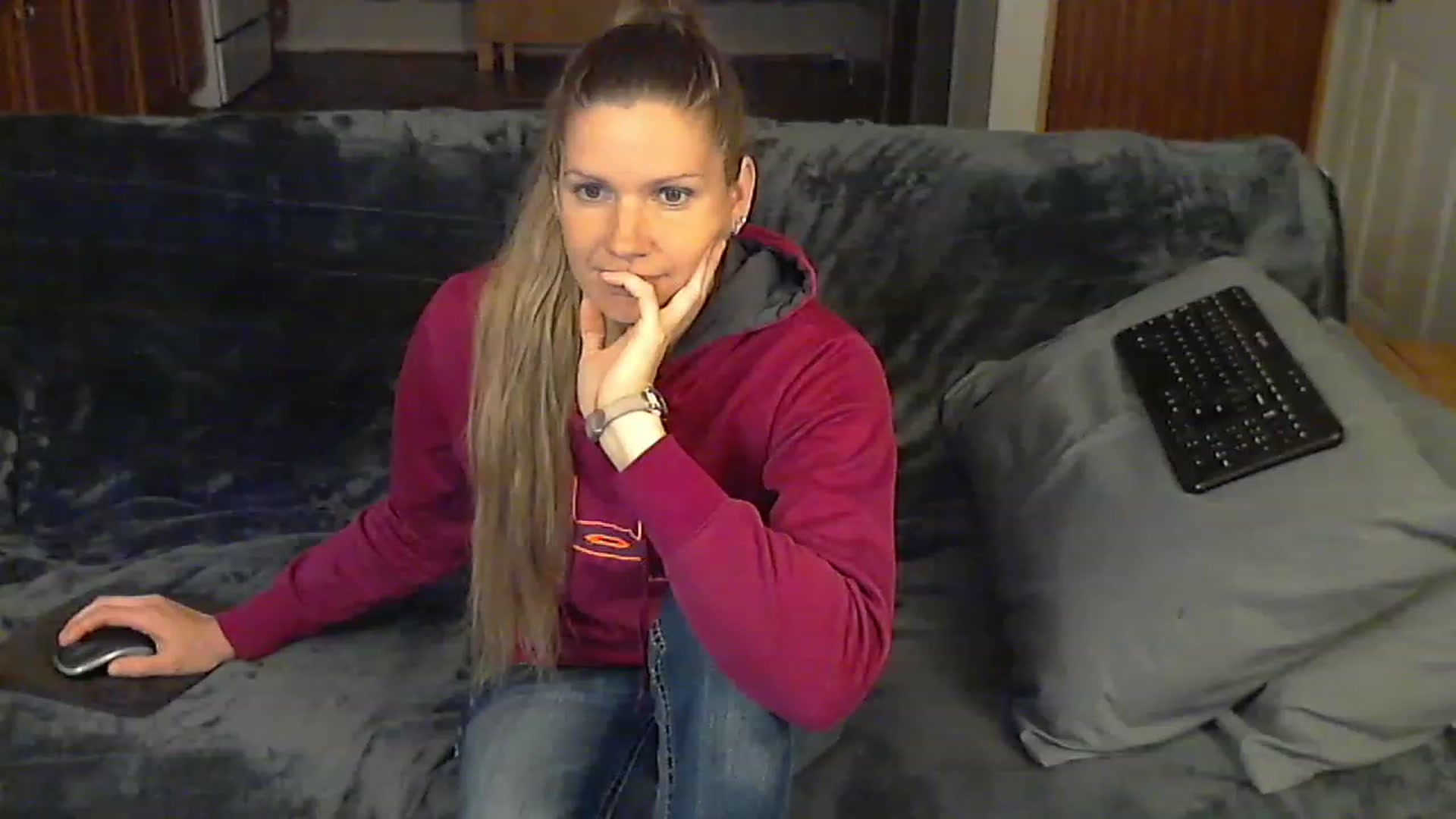 Gallery image thumbnail from SouthernNsexi's myfreecams stream on, 04/28/2023, 02:21 image 15 of 20