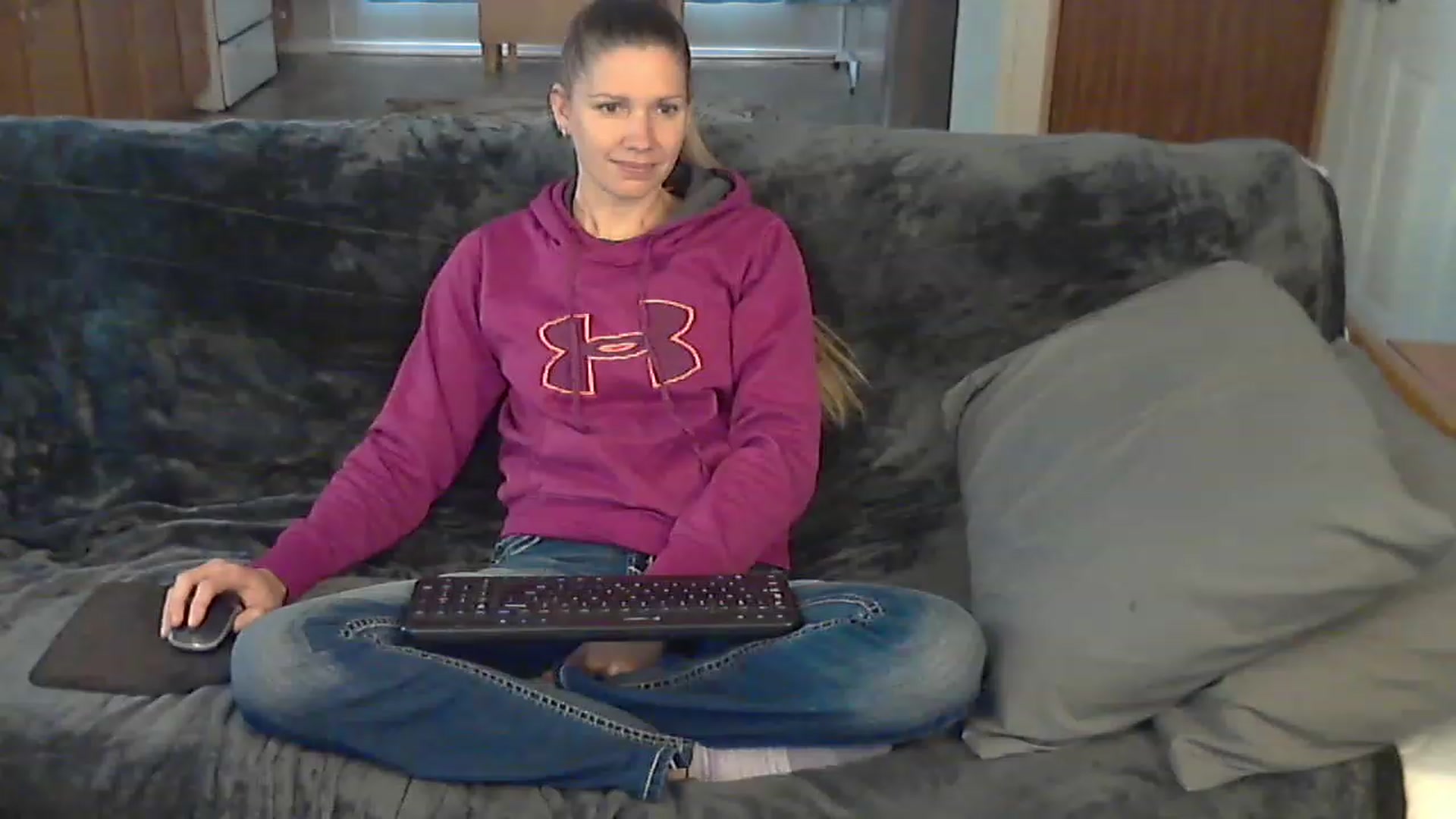 Gallery image thumbnail from SouthernNsexi's myfreecams stream on, 04/28/2023, 14:35 image 16 of 20