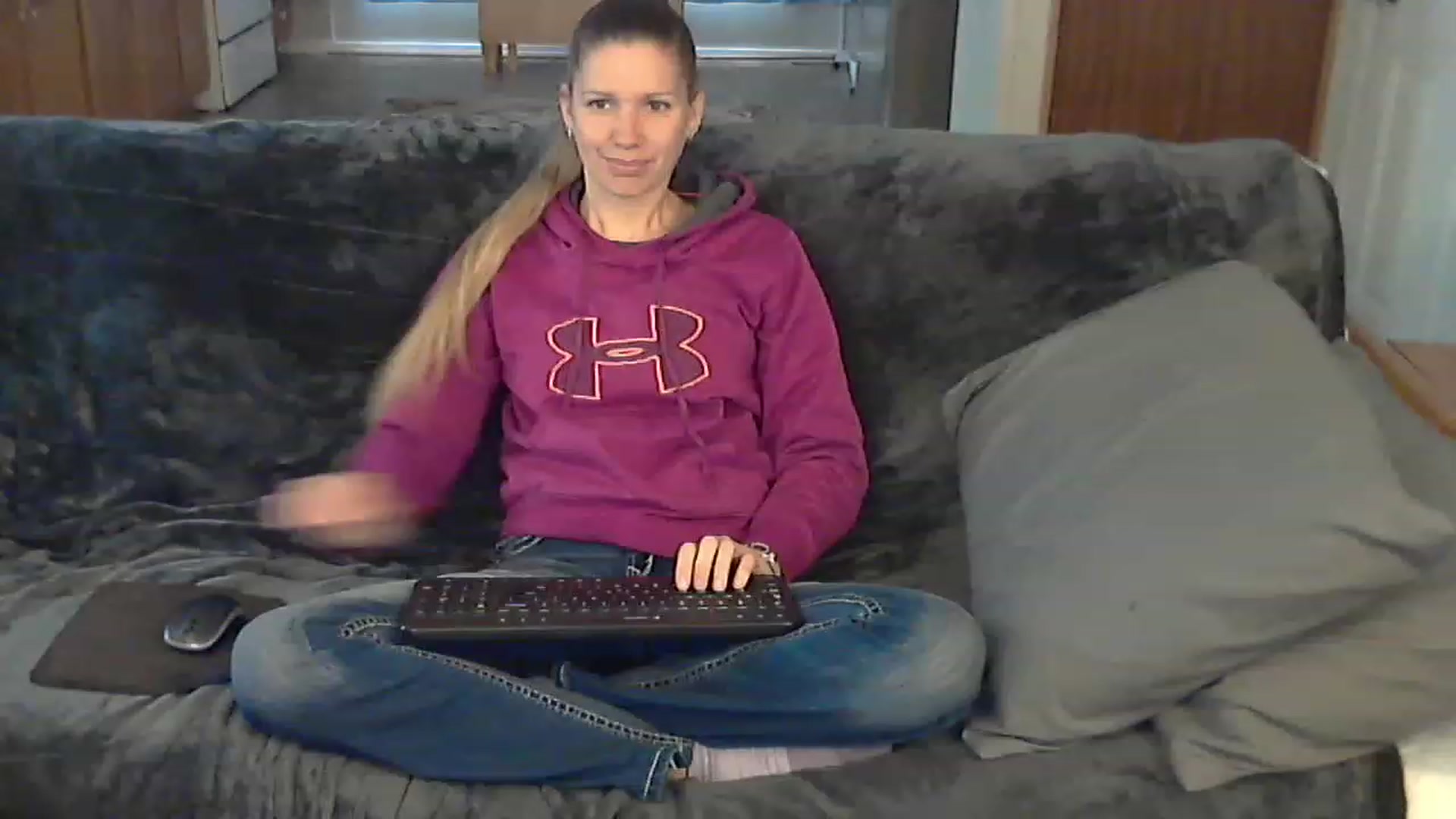 Gallery image thumbnail from SouthernNsexi's myfreecams stream on, 04/28/2023, 14:35 image 17 of 20