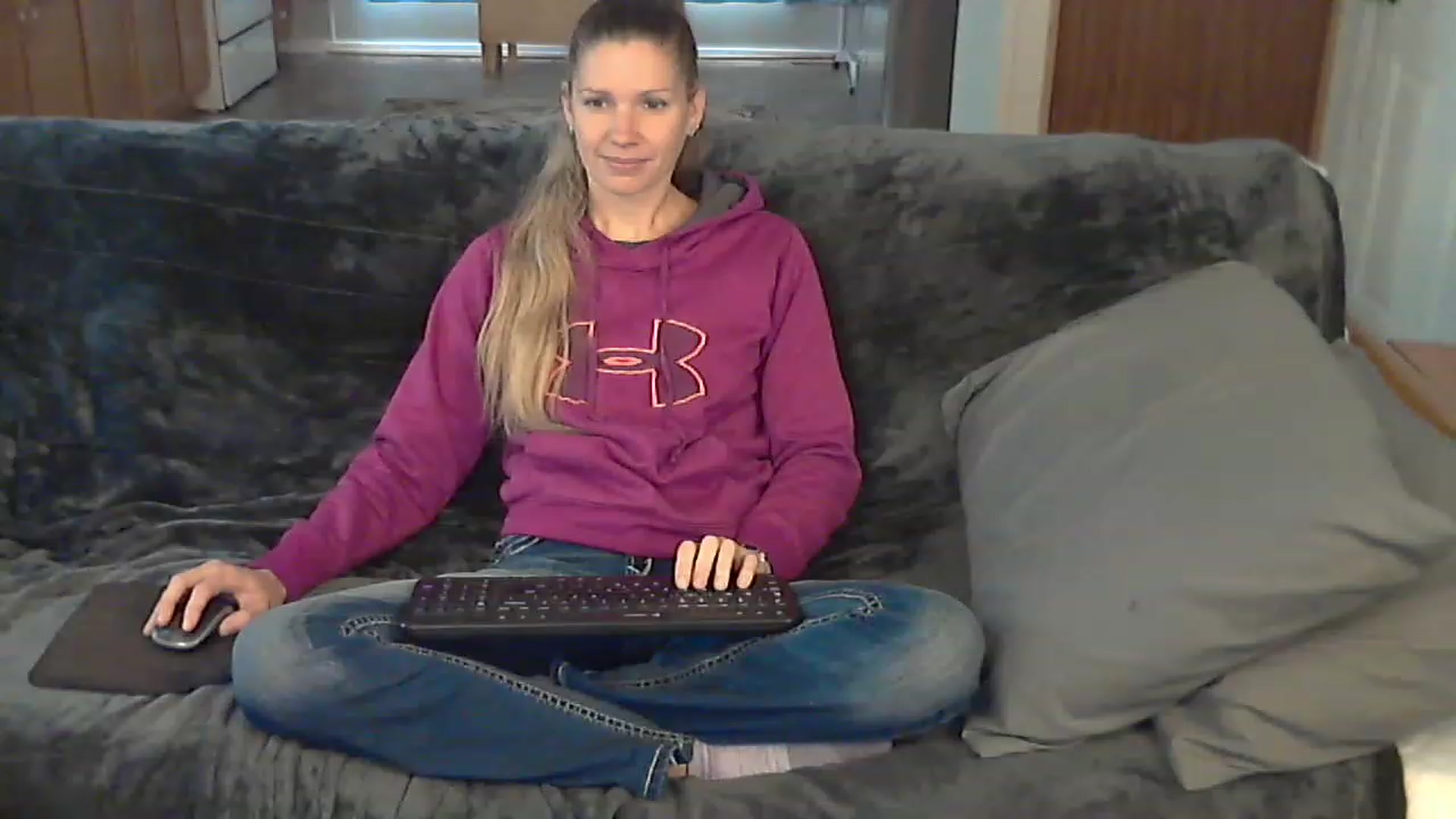 Gallery image thumbnail from SouthernNsexi's myfreecams stream on, 04/28/2023, 14:35 image 14 of 20