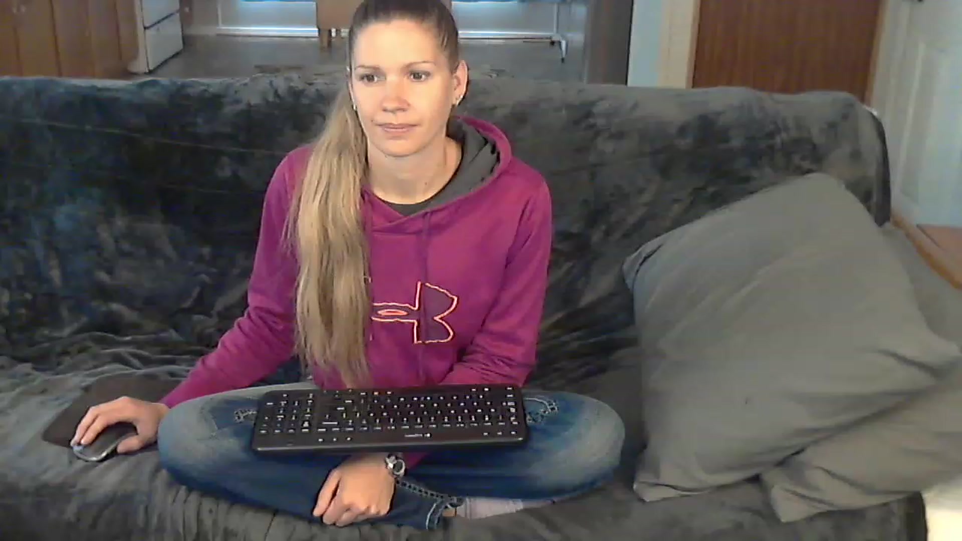 Gallery image thumbnail from SouthernNsexi's myfreecams stream on, 04/28/2023, 14:35 image 1 of 20