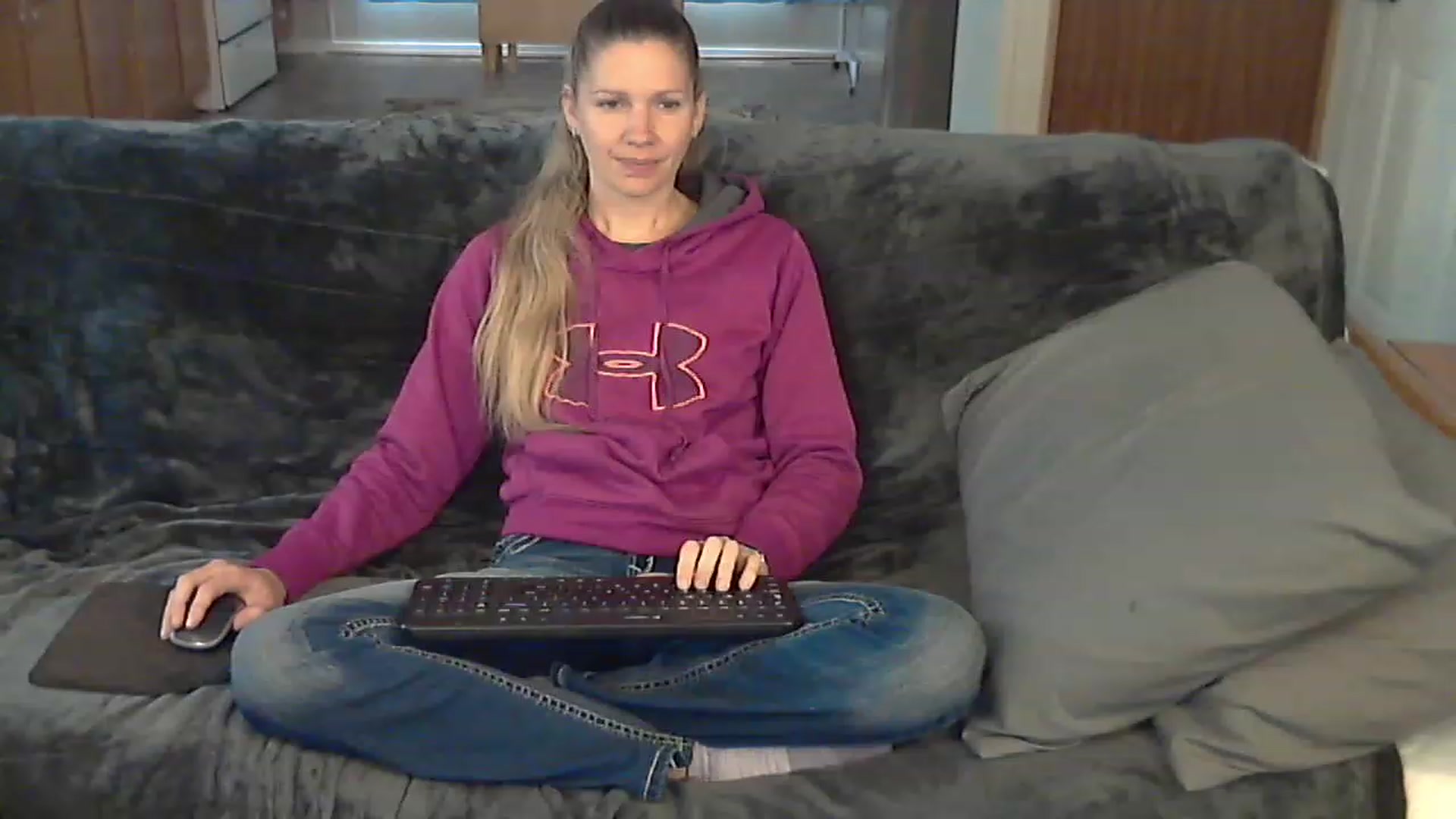 Gallery image thumbnail from SouthernNsexi's myfreecams stream on, 04/28/2023, 14:35 image 15 of 20