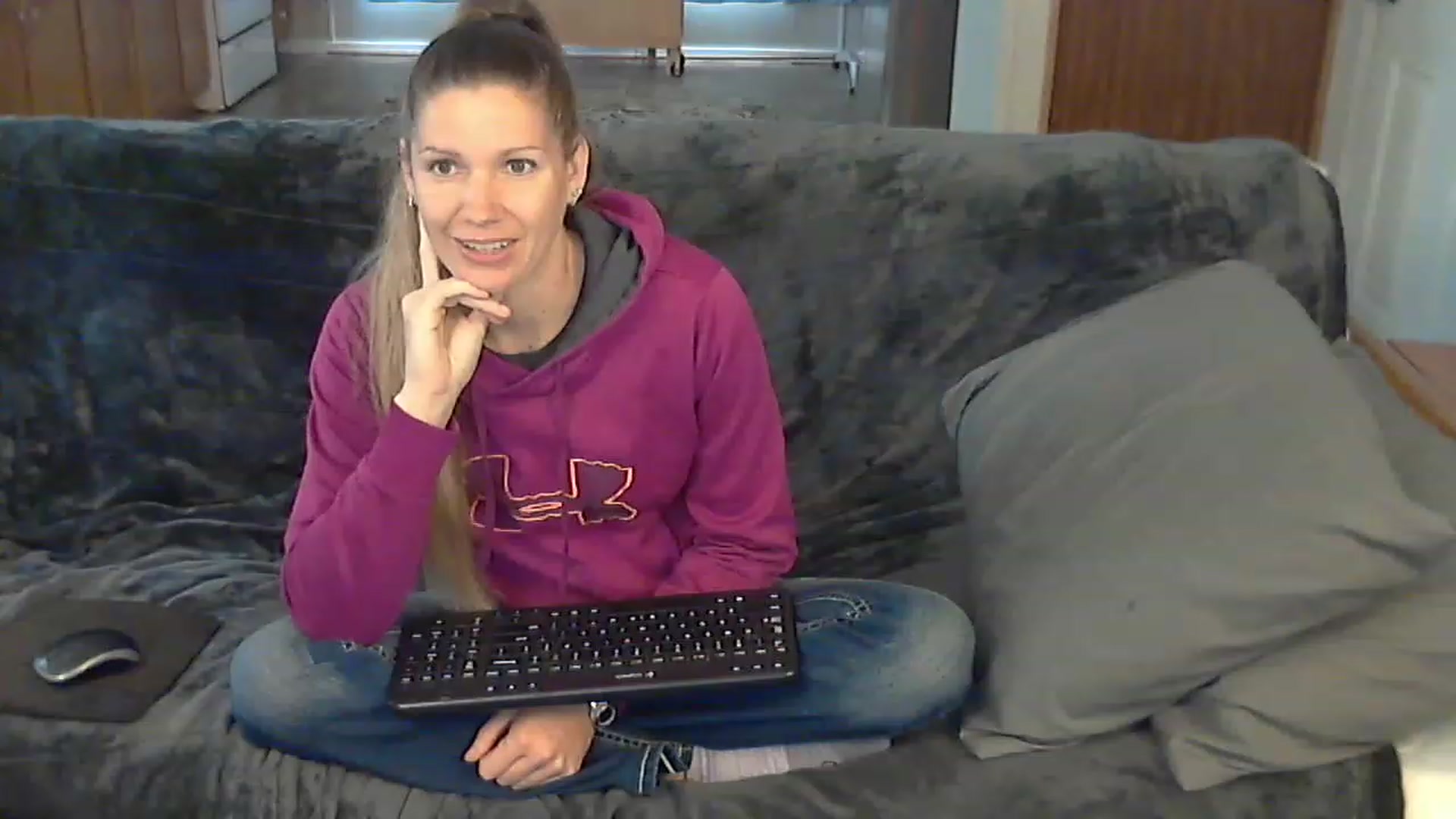 Gallery image thumbnail from SouthernNsexi's myfreecams stream on, 04/28/2023, 14:35 image 11 of 20