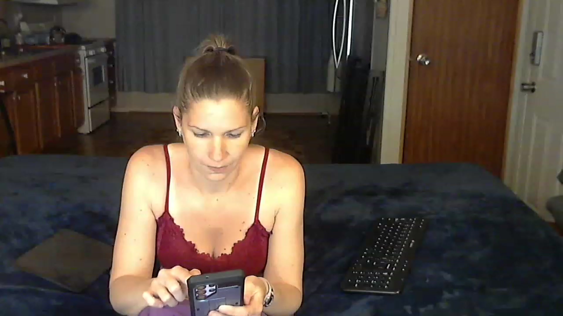 Gallery image thumbnail from SouthernNsexi's myfreecams stream on, 04/30/2023, 02:19 image 13 of 20