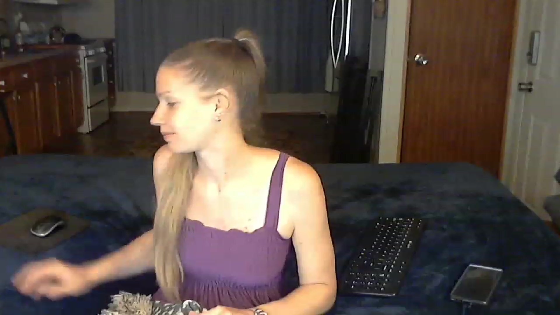 Gallery image thumbnail from SouthernNsexi's myfreecams stream on, 04/30/2023, 02:19 image 20 of 20