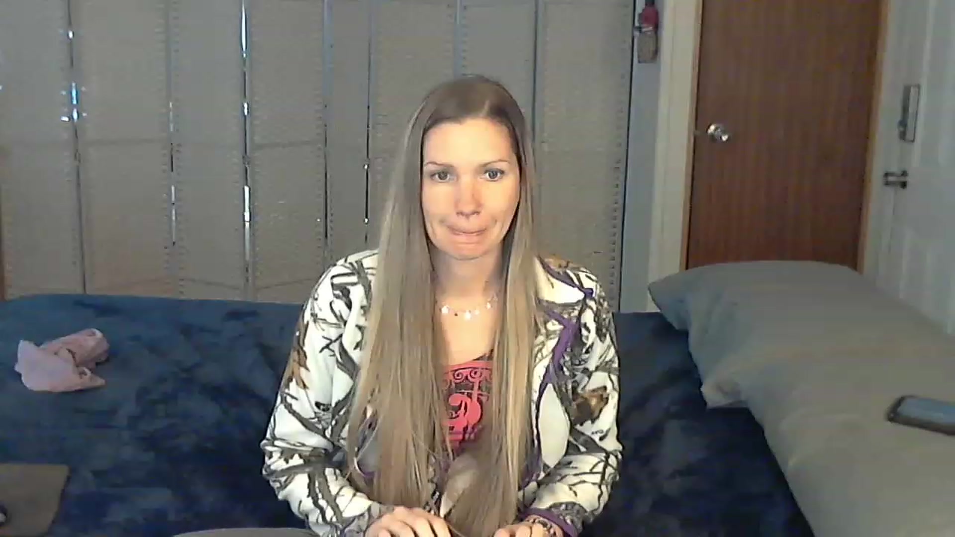 Gallery image thumbnail from SouthernNsexi's myfreecams stream on, 05/02/2023, 14:06 image 2 of 20