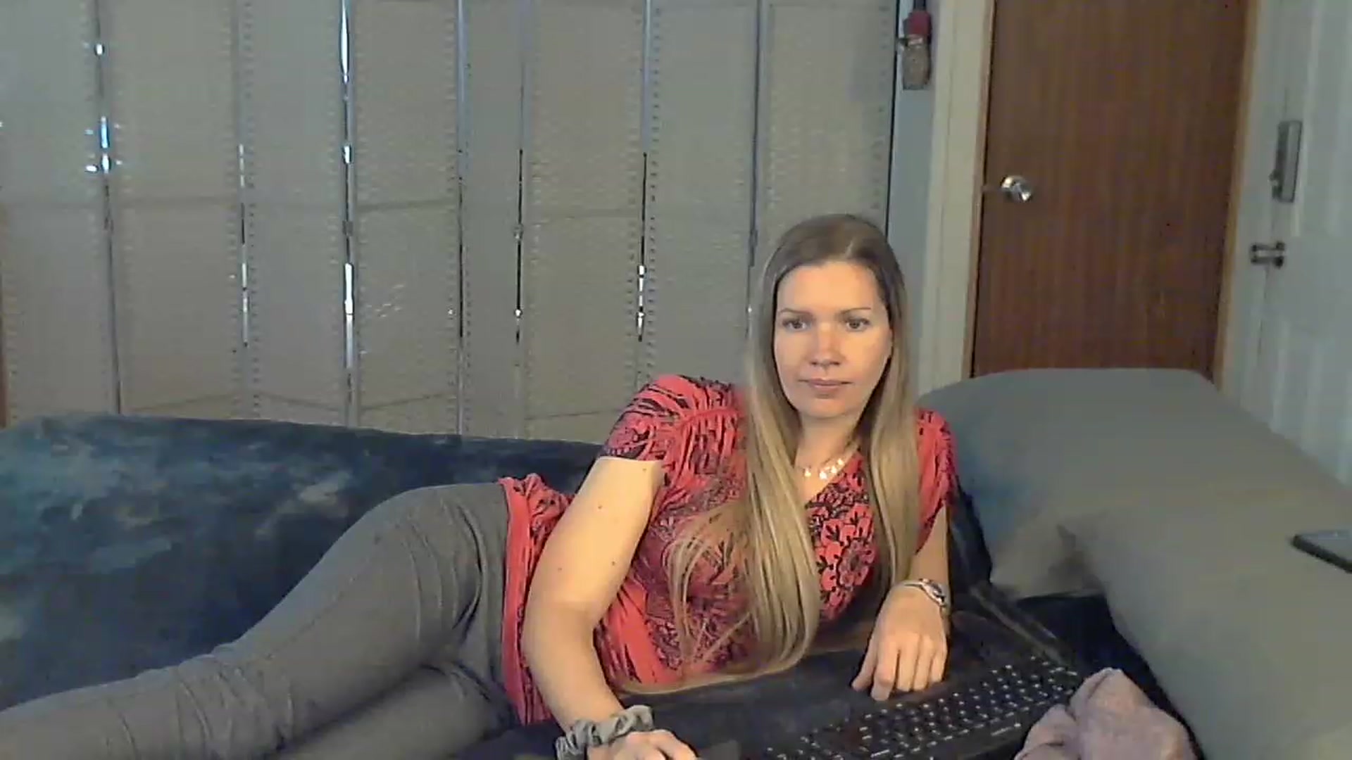Gallery image thumbnail from SouthernNsexi's myfreecams stream on, 05/02/2023, 14:06 image 17 of 20